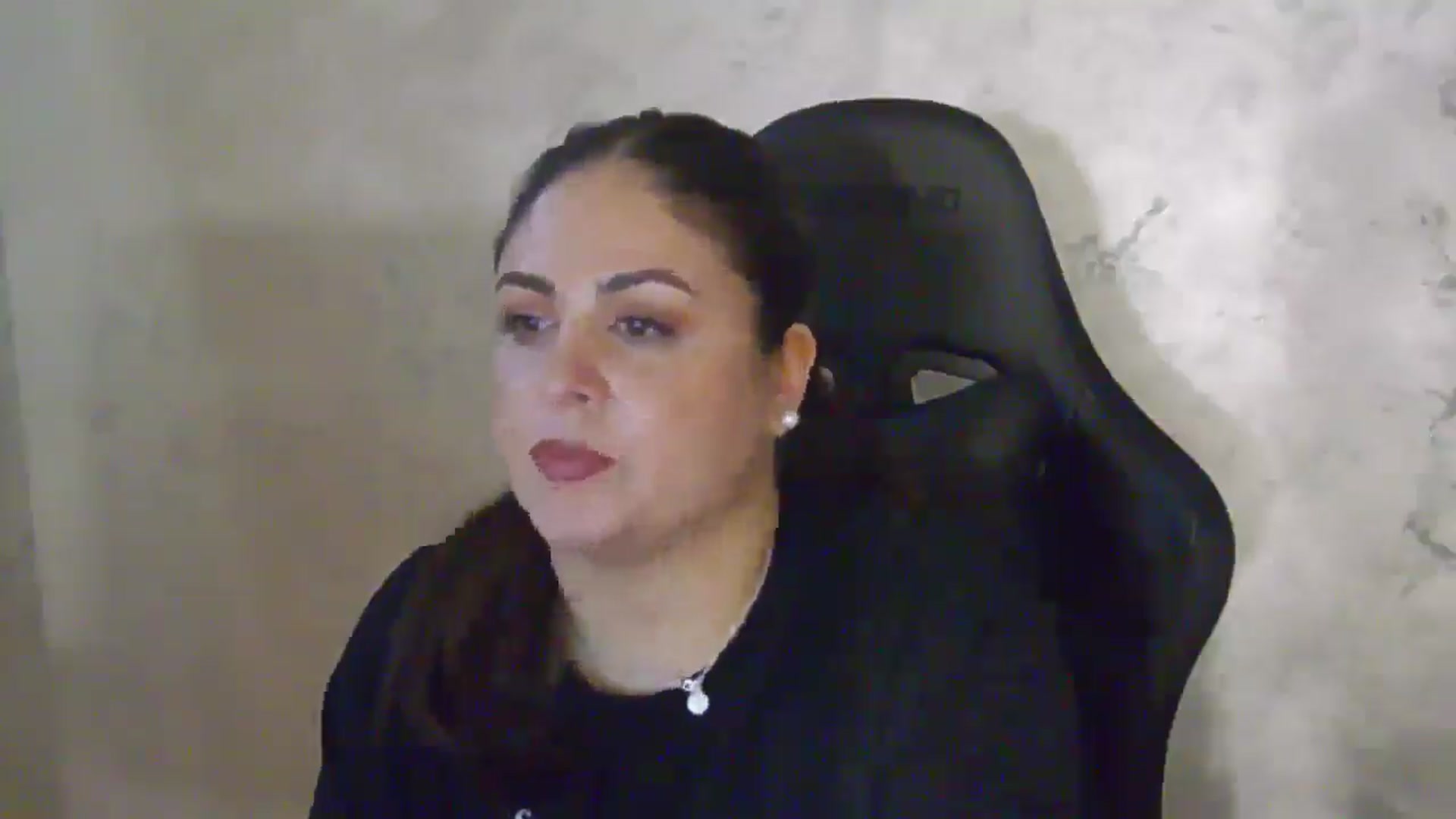 Gallery image thumbnail from NotVanilla's myfreecams stream on, 04/17/2026, 24:58 image 19 of 20