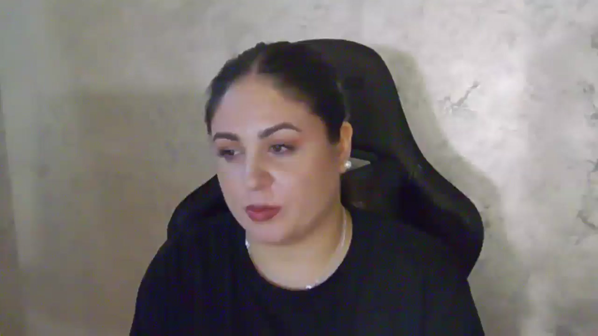 Gallery image thumbnail from NotVanilla's myfreecams stream on, 04/17/2026, 24:58 image 6 of 20