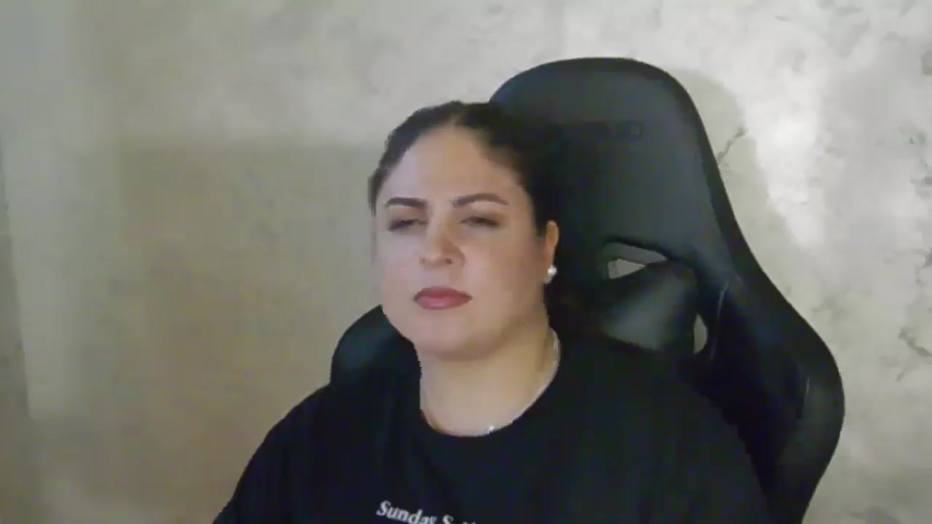 Gallery image thumbnail from NotVanilla's myfreecams stream on, 04/17/2026, 01:44 image 16 of 20