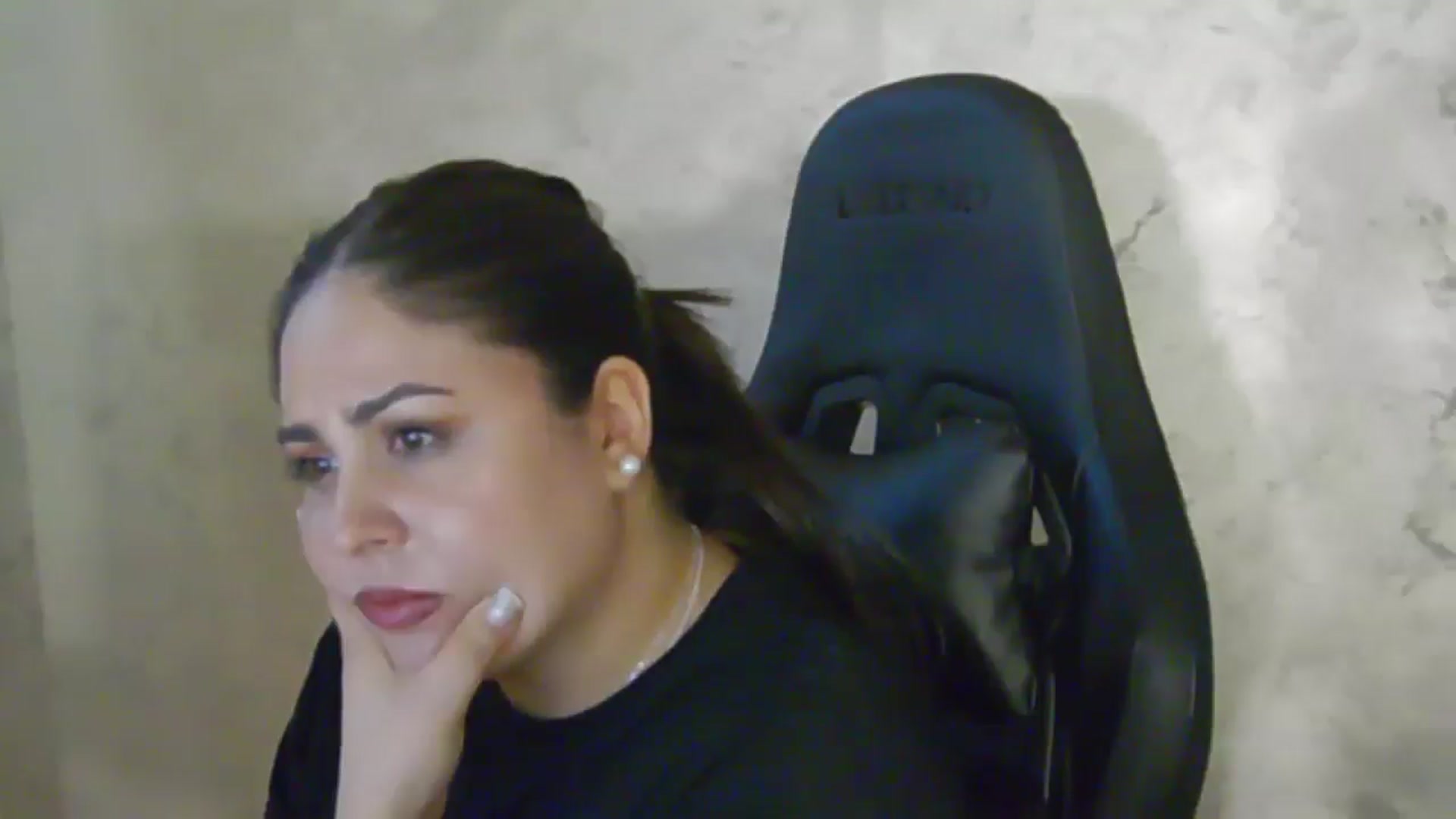 Gallery image thumbnail from NotVanilla's myfreecams stream on, 04/17/2026, 01:44 image 3 of 20