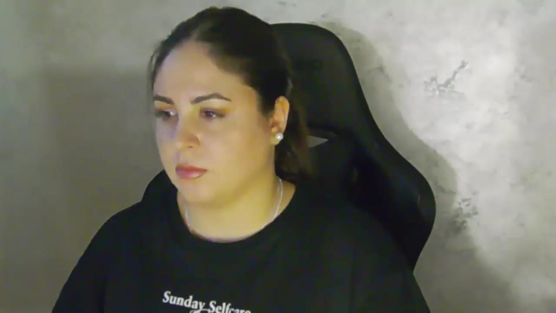 Gallery image thumbnail from NotVanilla's myfreecams stream on, 04/17/2026, 04:21 image 12 of 20