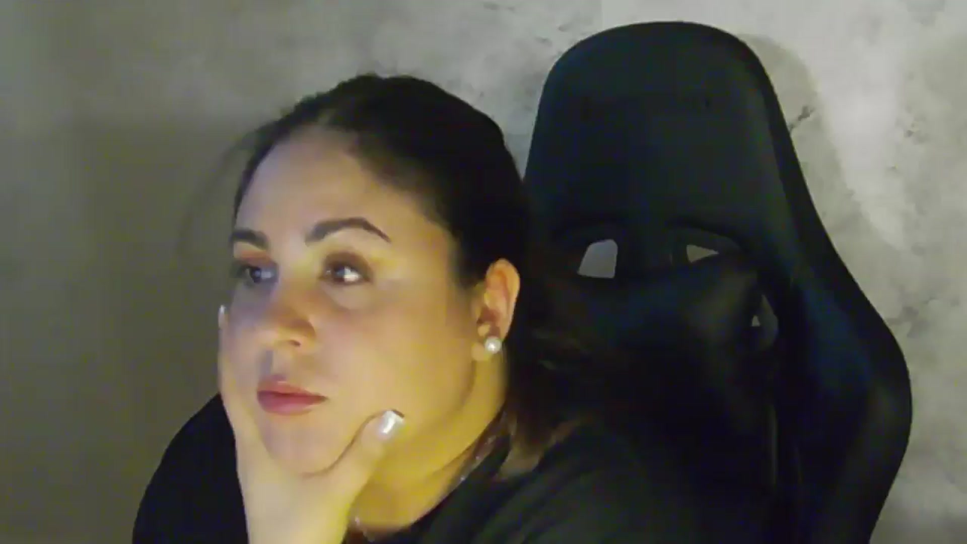 Gallery image thumbnail from NotVanilla's myfreecams stream on, 04/17/2026, 04:21 image 9 of 20