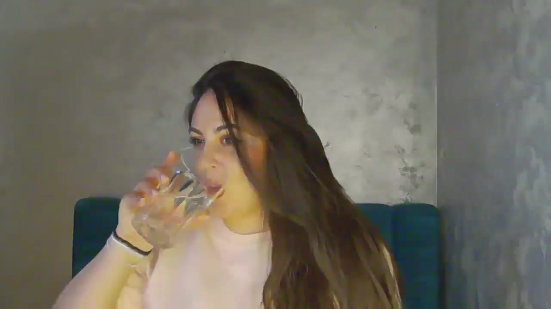 Gallery image thumbnail from NotVanilla's myfreecams stream on, 04/22/2026, 24:01 image 16 of 20