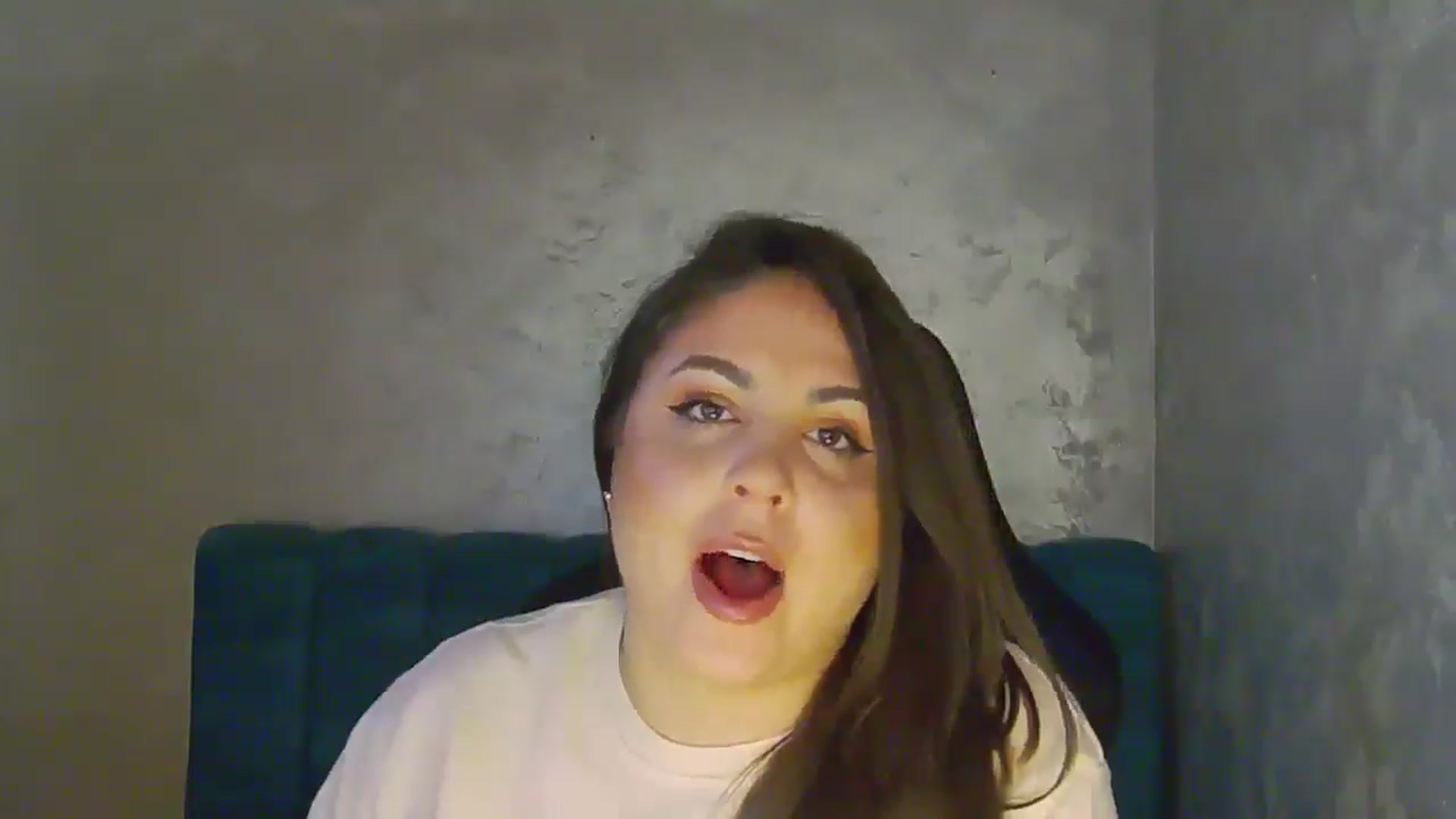 Gallery image thumbnail from NotVanilla's myfreecams stream on, 04/22/2026, 24:01 image 14 of 20