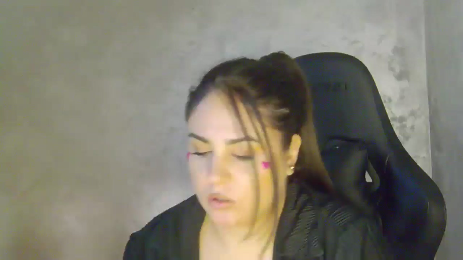 Gallery image thumbnail from NotVanilla's myfreecams stream on, 04/23/2026, 07:36 image 5 of 20