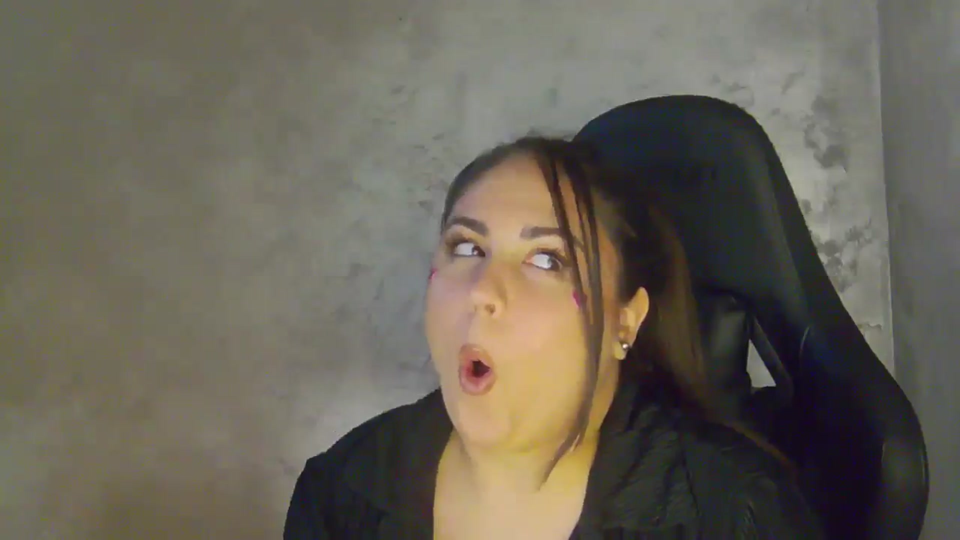 Gallery image thumbnail from NotVanilla's myfreecams stream on, 04/23/2026, 07:36 image 8 of 20