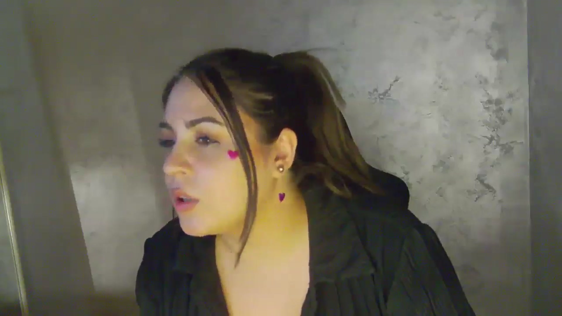 Gallery image thumbnail from NotVanilla's myfreecams stream on, 04/23/2026, 07:36 image 15 of 20