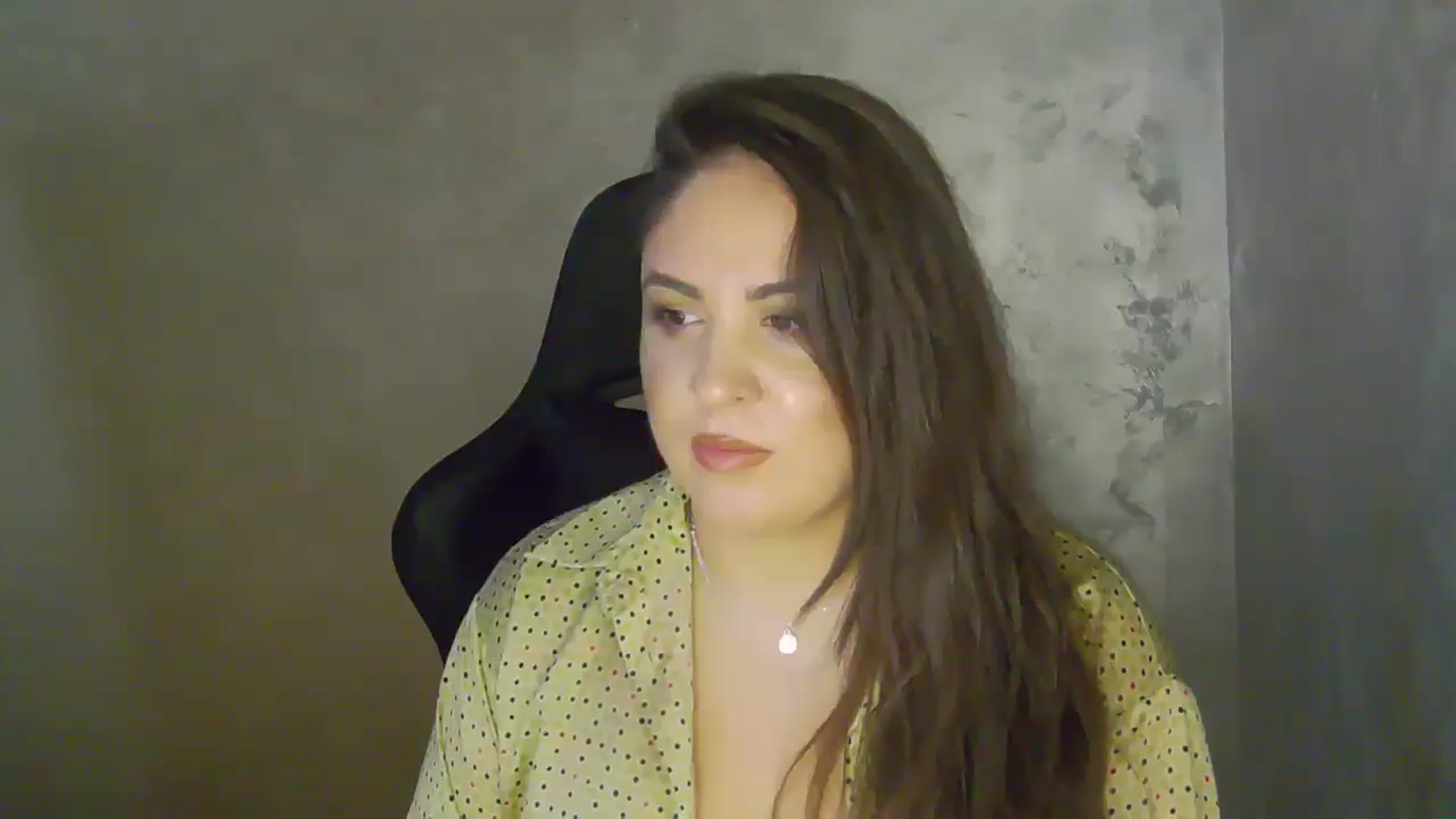 Gallery image thumbnail from NotVanilla's myfreecams stream on, 04/25/2026, 01:56 image 16 of 20