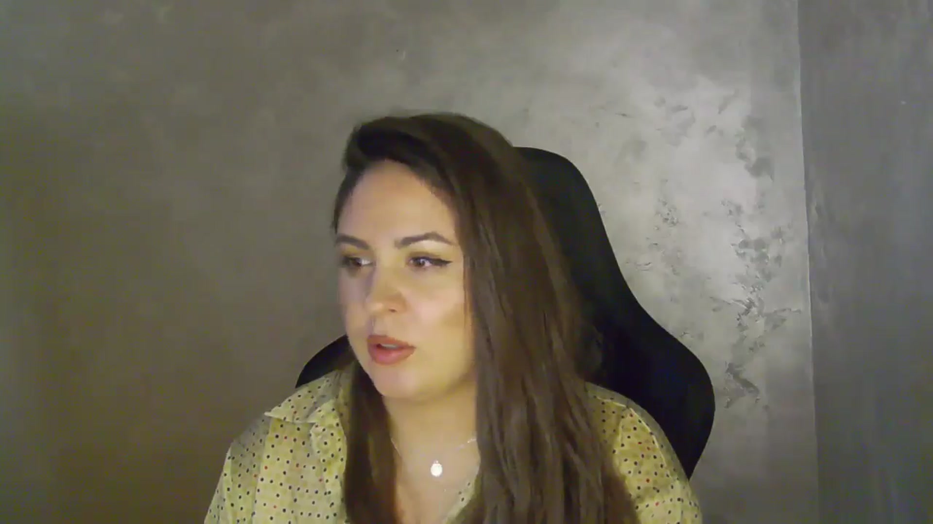 Gallery image thumbnail from NotVanilla's myfreecams stream on, 04/25/2026, 01:56 image 6 of 20