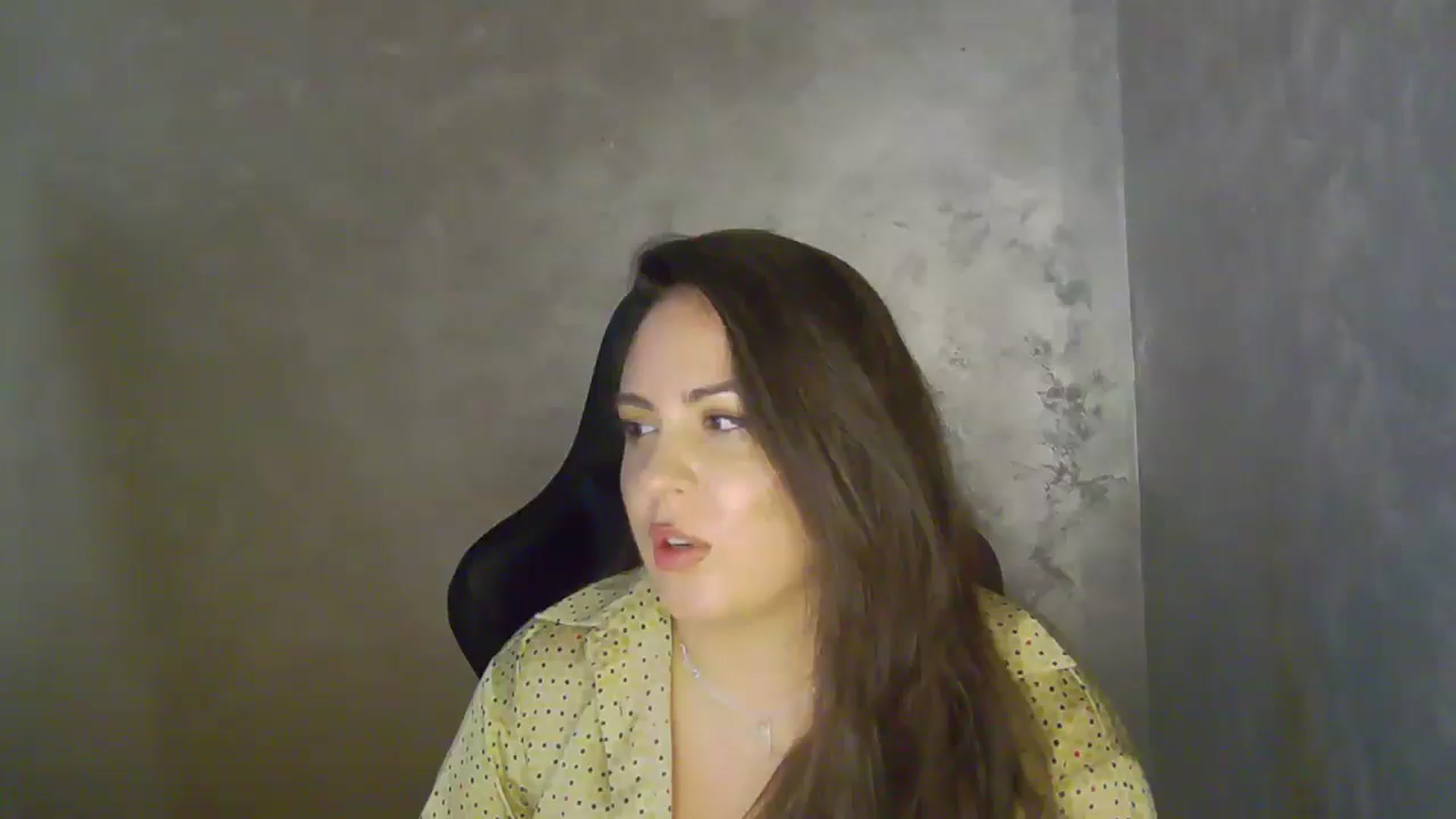 Gallery image thumbnail from NotVanilla's myfreecams stream on, 04/25/2026, 02:57 image 14 of 20