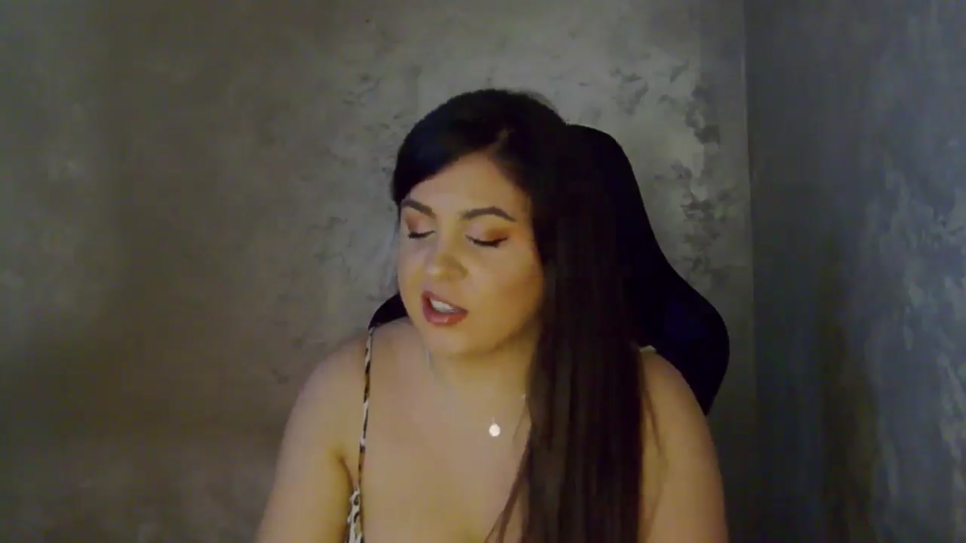 Gallery image thumbnail from NotVanilla's myfreecams stream on, 04/26/2026, 24:00 image 5 of 20