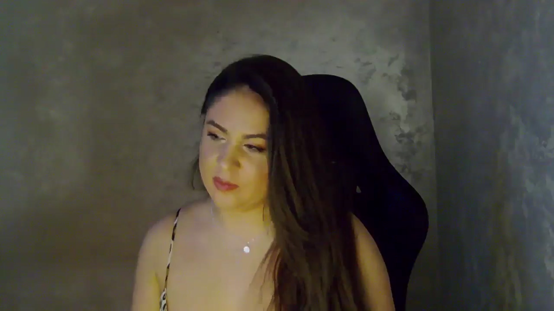 Gallery image thumbnail from NotVanilla's myfreecams stream on, 04/26/2026, 01:00 image 4 of 20