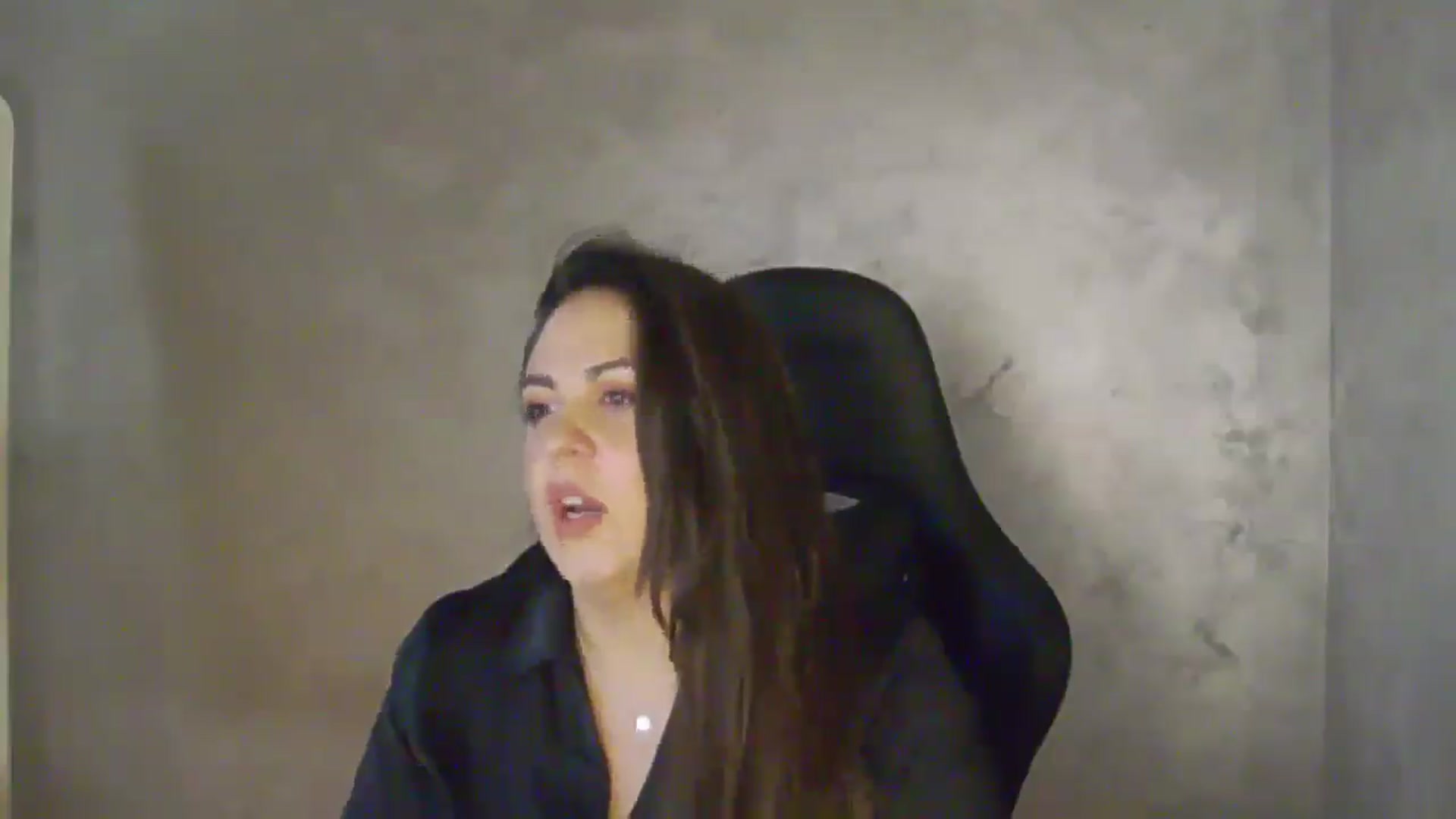 Gallery image thumbnail from NotVanilla's myfreecams stream on, 04/27/2026, 24:11 image 14 of 20