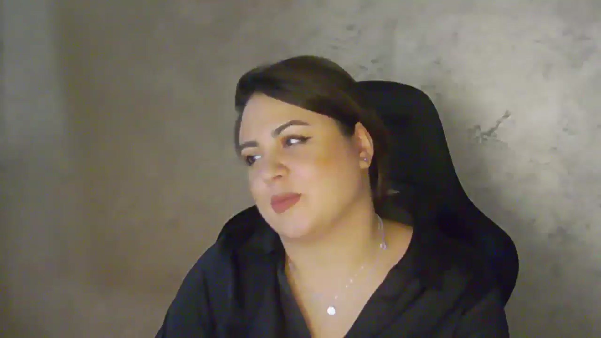 Gallery image thumbnail from NotVanilla's myfreecams stream on, 04/27/2026, 02:03 image 12 of 20