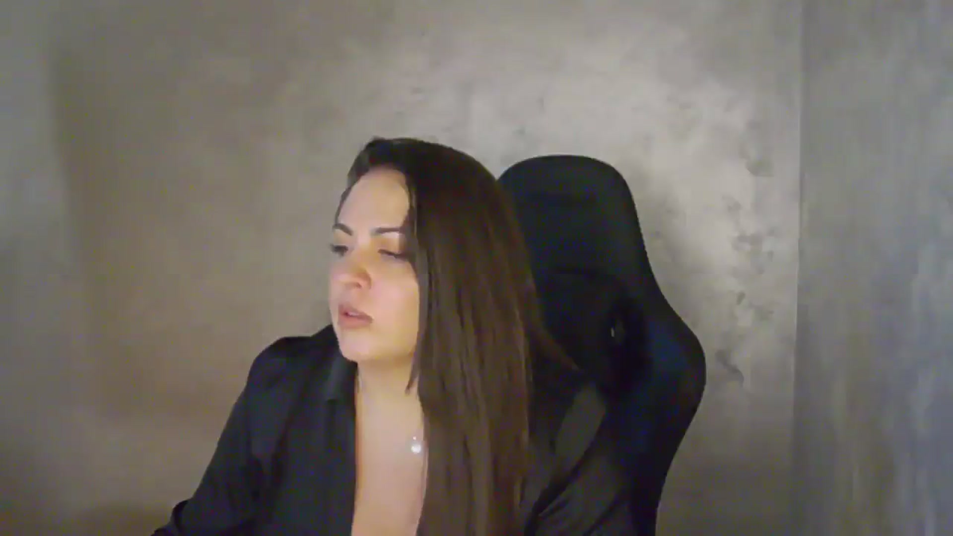 Gallery image thumbnail from NotVanilla's myfreecams stream on, 04/27/2026, 05:46 image 11 of 20