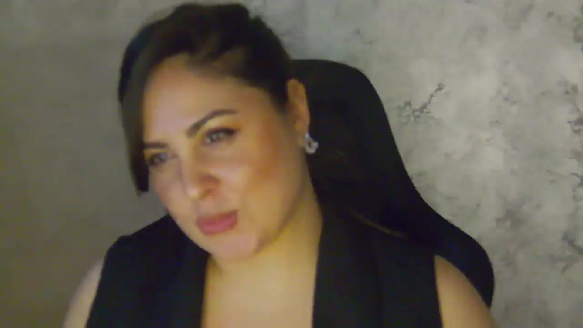 Gallery image thumbnail from NotVanilla's myfreecams stream on, 04/29/2026, 01:36 image 14 of 20