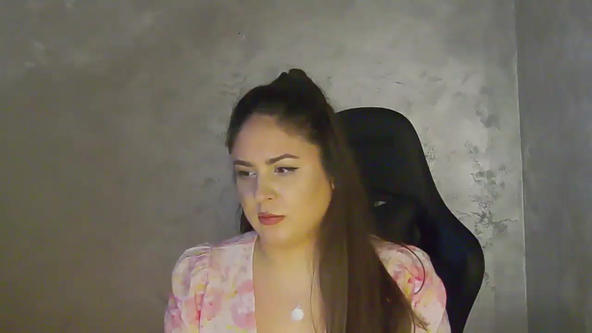 Gallery image thumbnail from NotVanilla's myfreecams stream on, 04/30/2026, 02:44 image 16 of 20