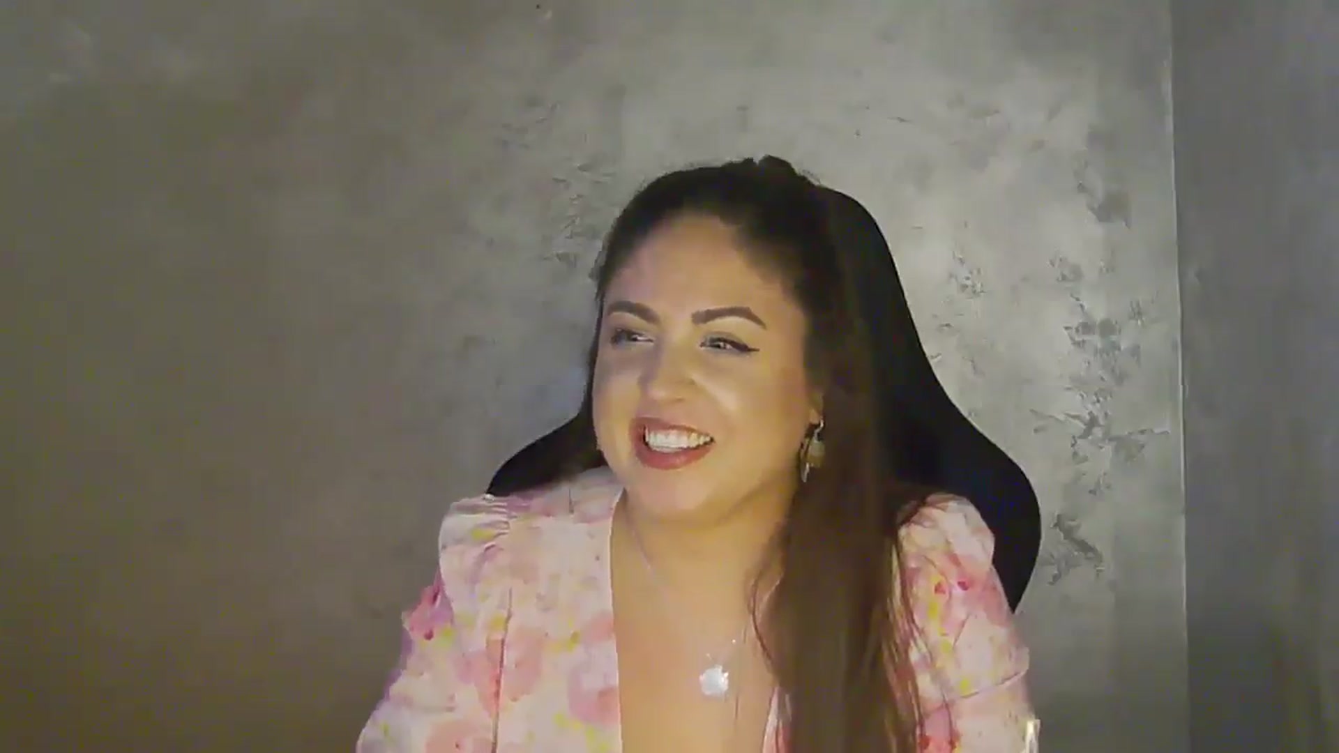 Gallery image thumbnail from NotVanilla's myfreecams stream on, 04/30/2026, 02:44 image 12 of 20