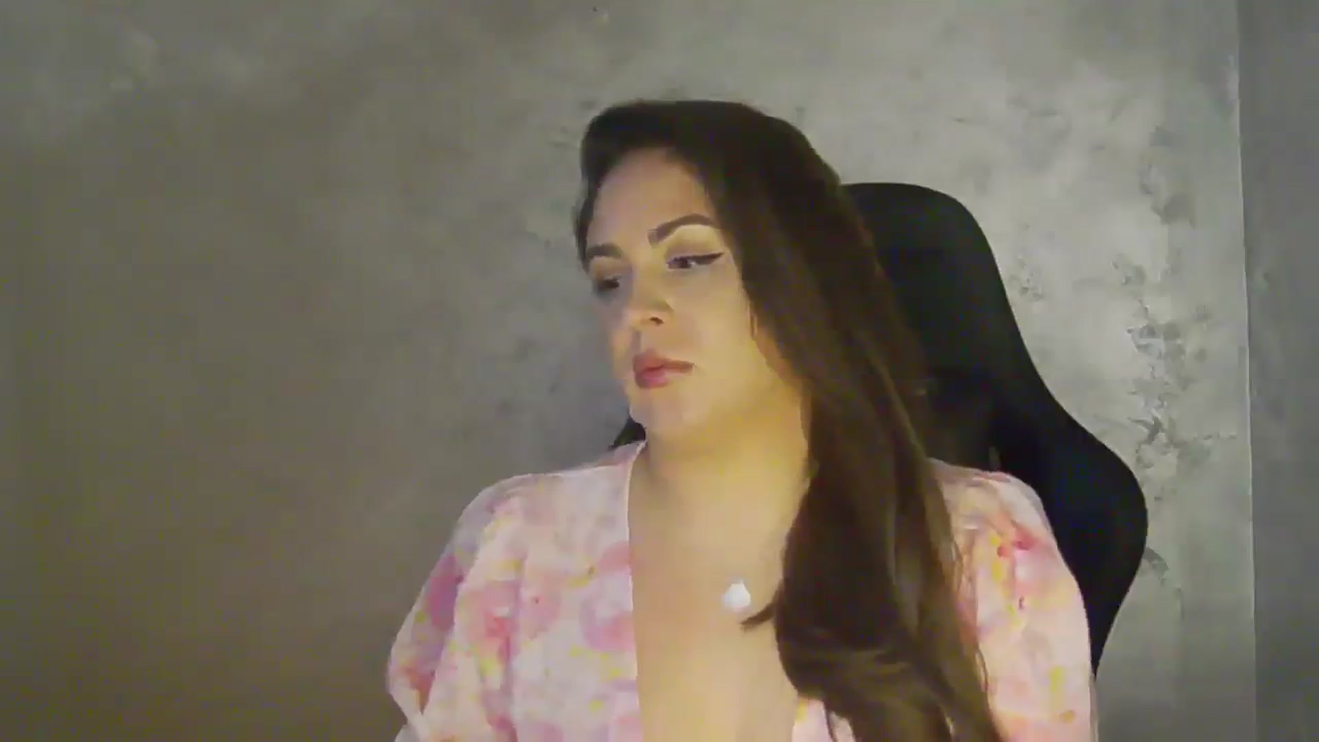 Gallery image thumbnail from NotVanilla's myfreecams stream on, 04/30/2026, 02:44 image 20 of 20