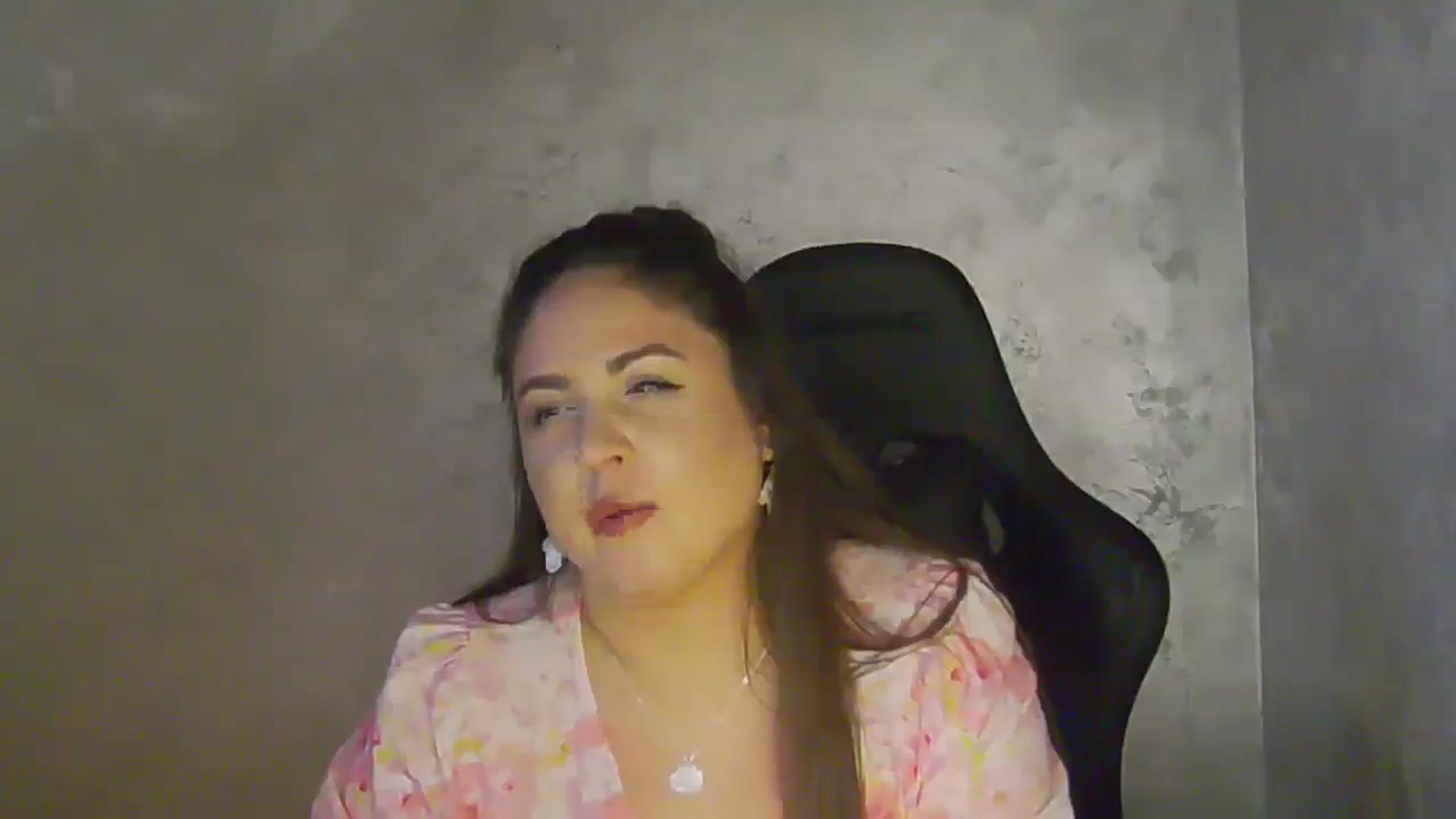 Gallery image thumbnail from NotVanilla's myfreecams stream on, 04/30/2026, 02:44 image 10 of 20