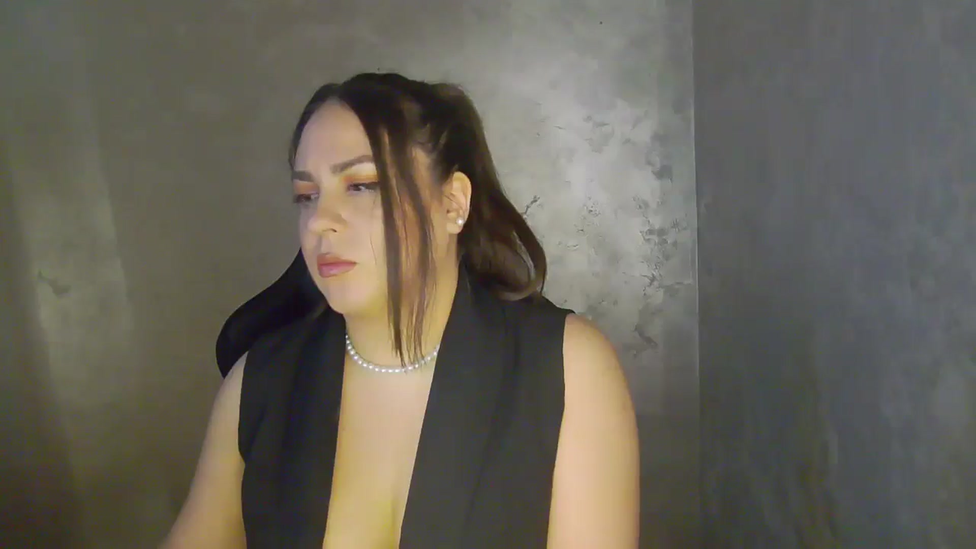 Gallery image thumbnail from NotVanilla's myfreecams stream on, 05/06/2026, 24:47 image 10 of 20