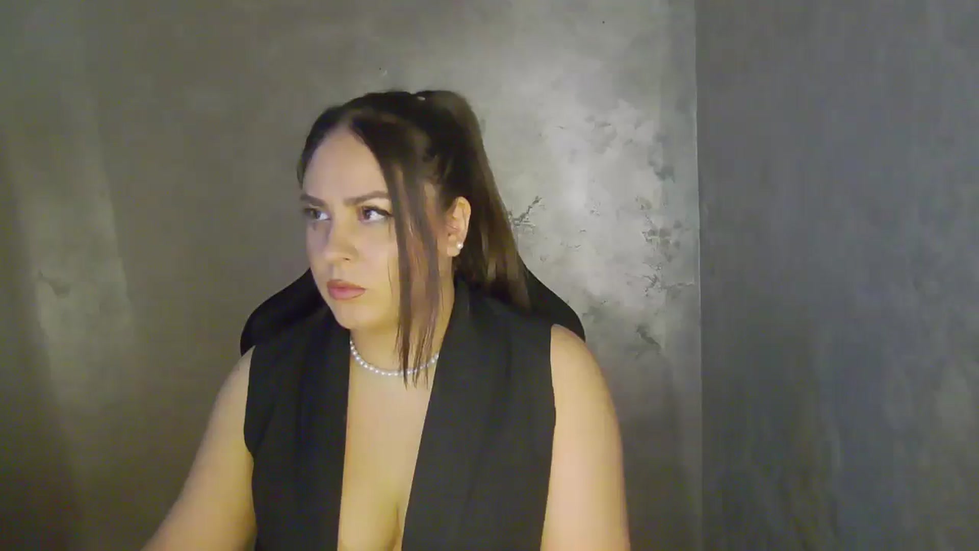 Gallery image thumbnail from NotVanilla's myfreecams stream on, 05/06/2026, 24:47 image 18 of 20