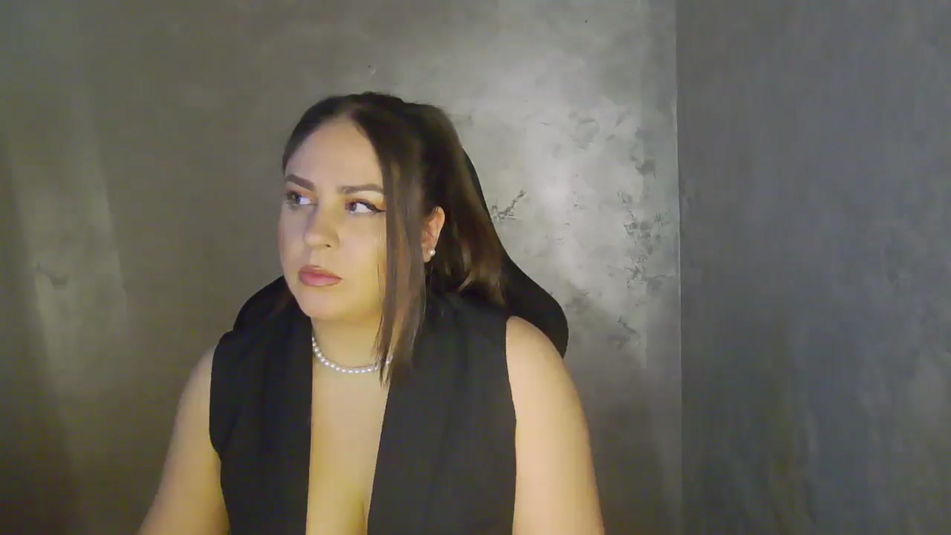 Gallery image thumbnail from NotVanilla's myfreecams stream on, 05/06/2026, 24:47 image 17 of 20