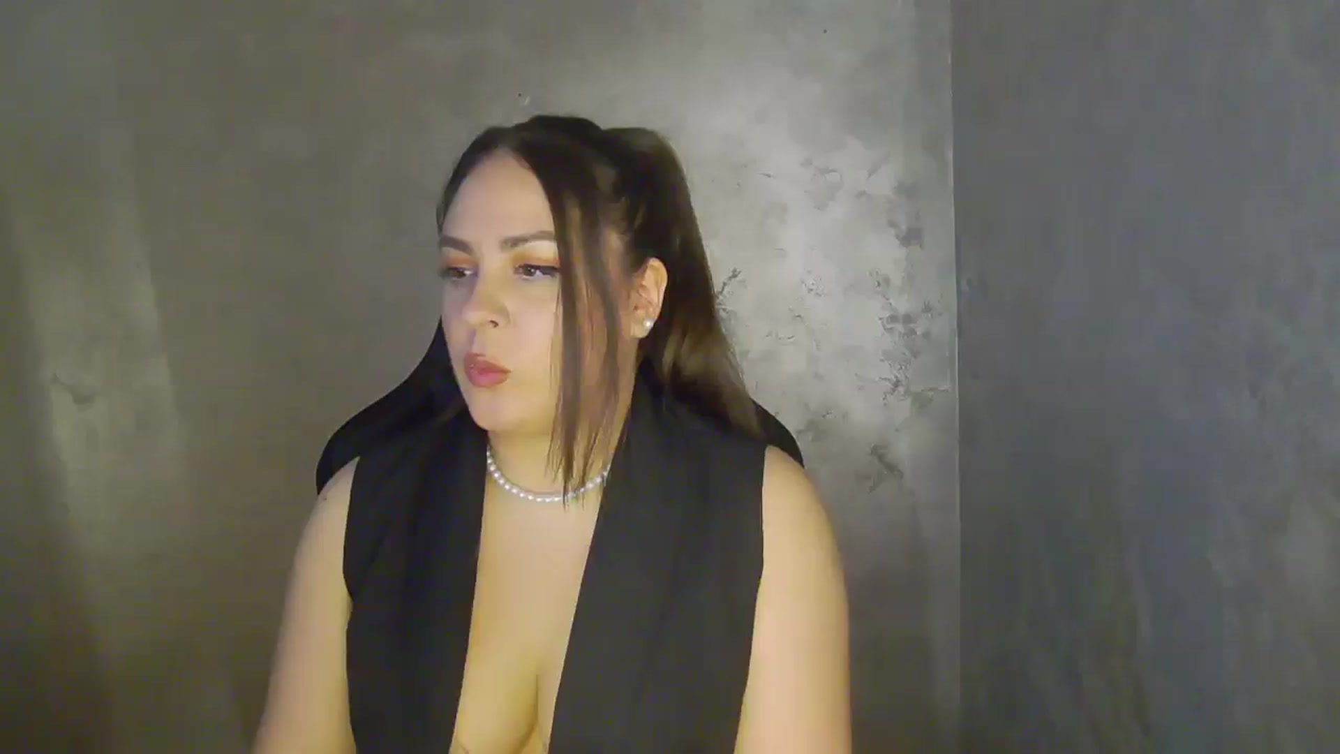 Gallery image thumbnail from NotVanilla's myfreecams stream on, 05/06/2026, 24:47 image 4 of 20