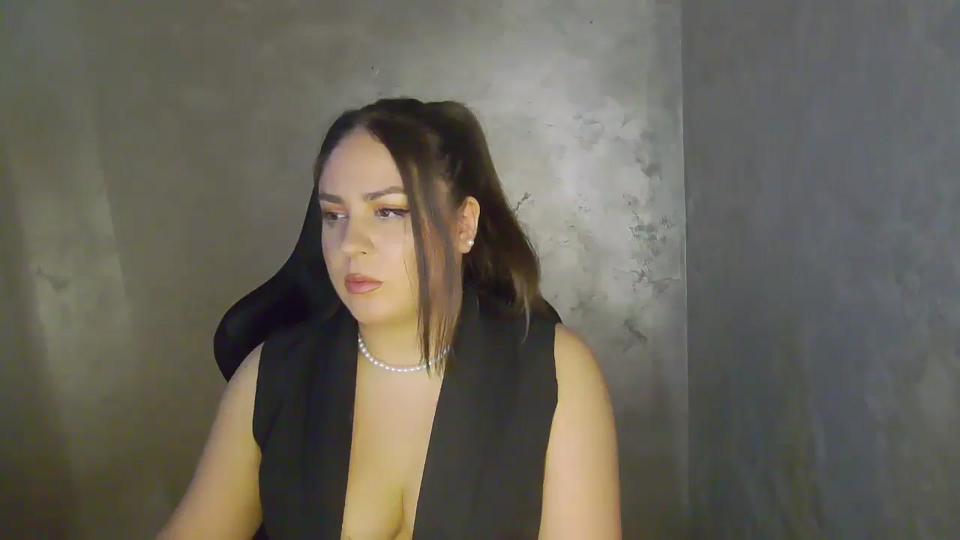 Gallery image thumbnail from NotVanilla's myfreecams stream on, 05/06/2026, 24:47 image 11 of 20