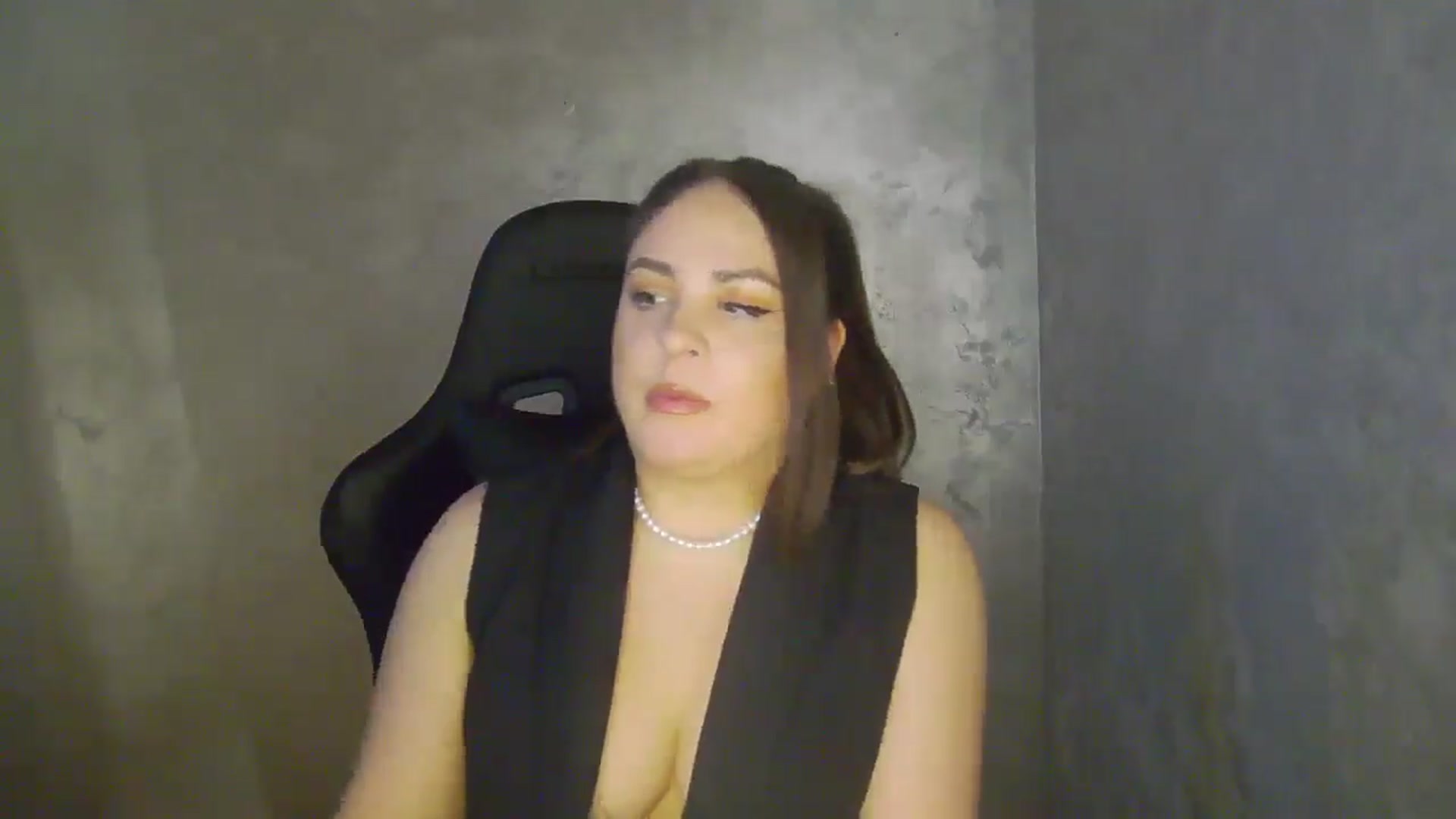 Gallery image thumbnail from NotVanilla's myfreecams stream on, 05/06/2026, 24:47 image 9 of 20