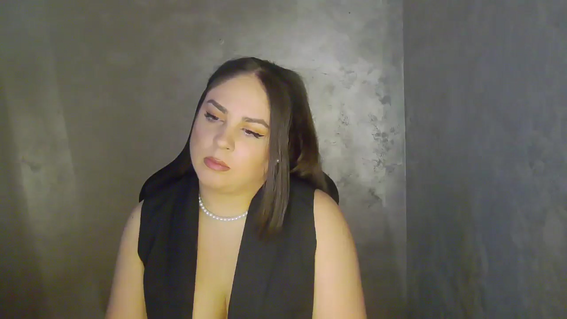 Gallery image thumbnail from NotVanilla's myfreecams stream on, 05/06/2026, 24:47 image 16 of 20