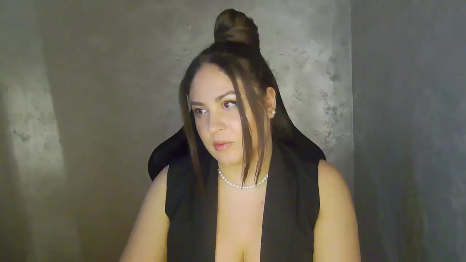 Gallery image thumbnail from NotVanilla's myfreecams stream on, 05/06/2026, 03:31 image 2 of 20