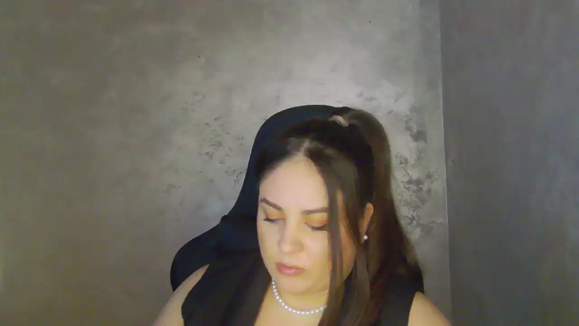 Gallery image thumbnail from NotVanilla's myfreecams stream on, 05/06/2026, 03:31 image 12 of 20