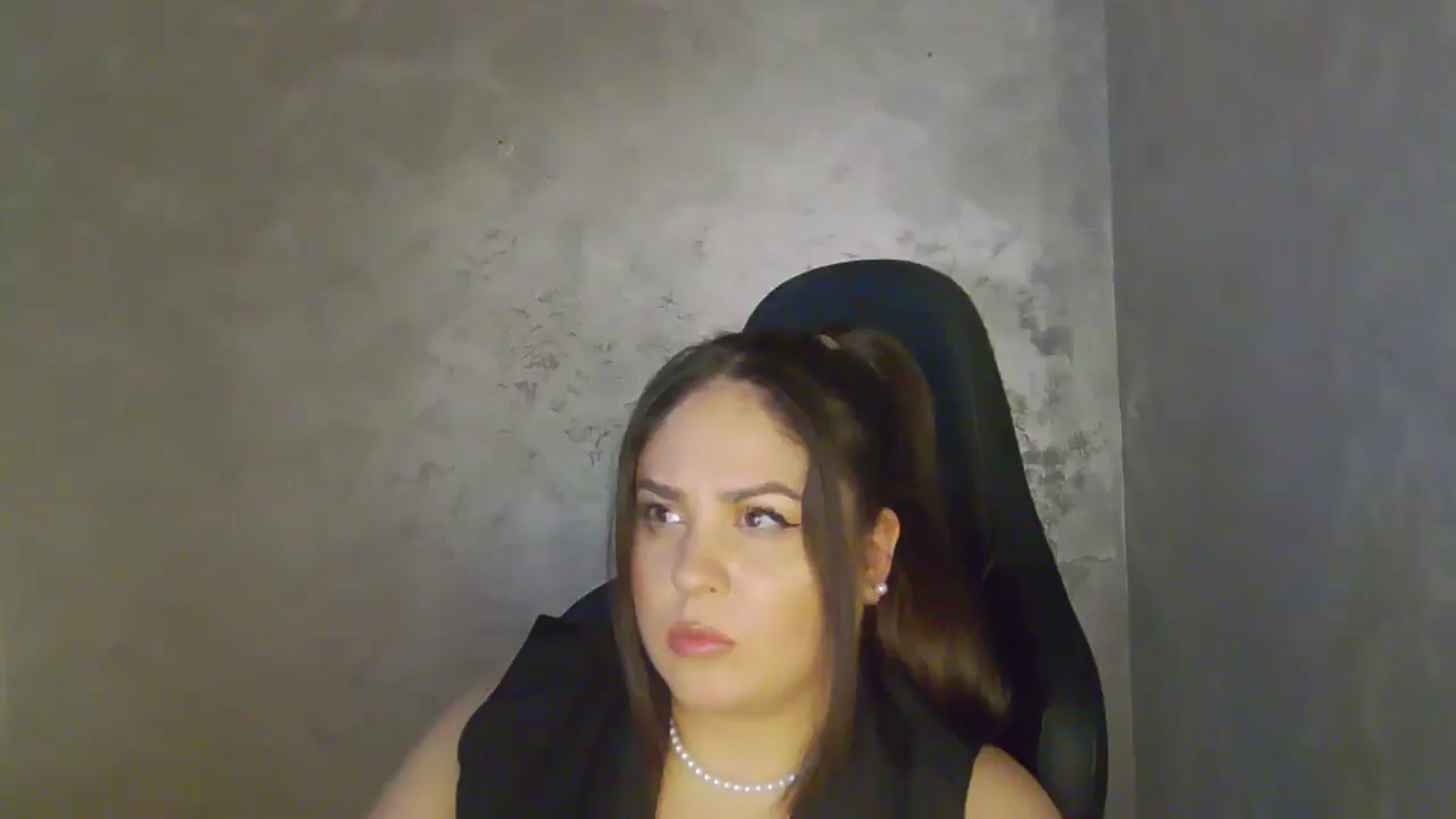 Gallery image thumbnail from NotVanilla's myfreecams stream on, 05/06/2026, 03:31 image 17 of 20