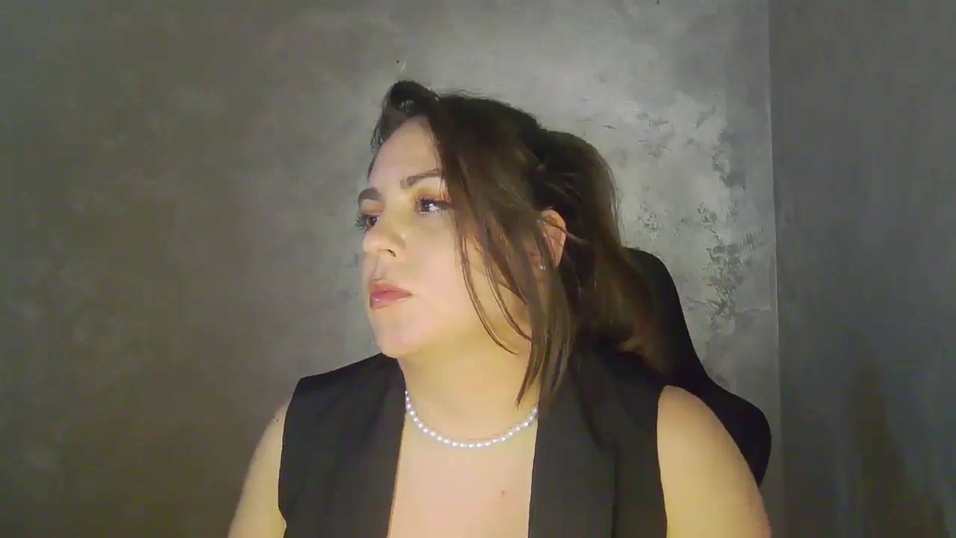 Gallery image thumbnail from NotVanilla's myfreecams stream on, 05/06/2026, 05:02 image 16 of 20