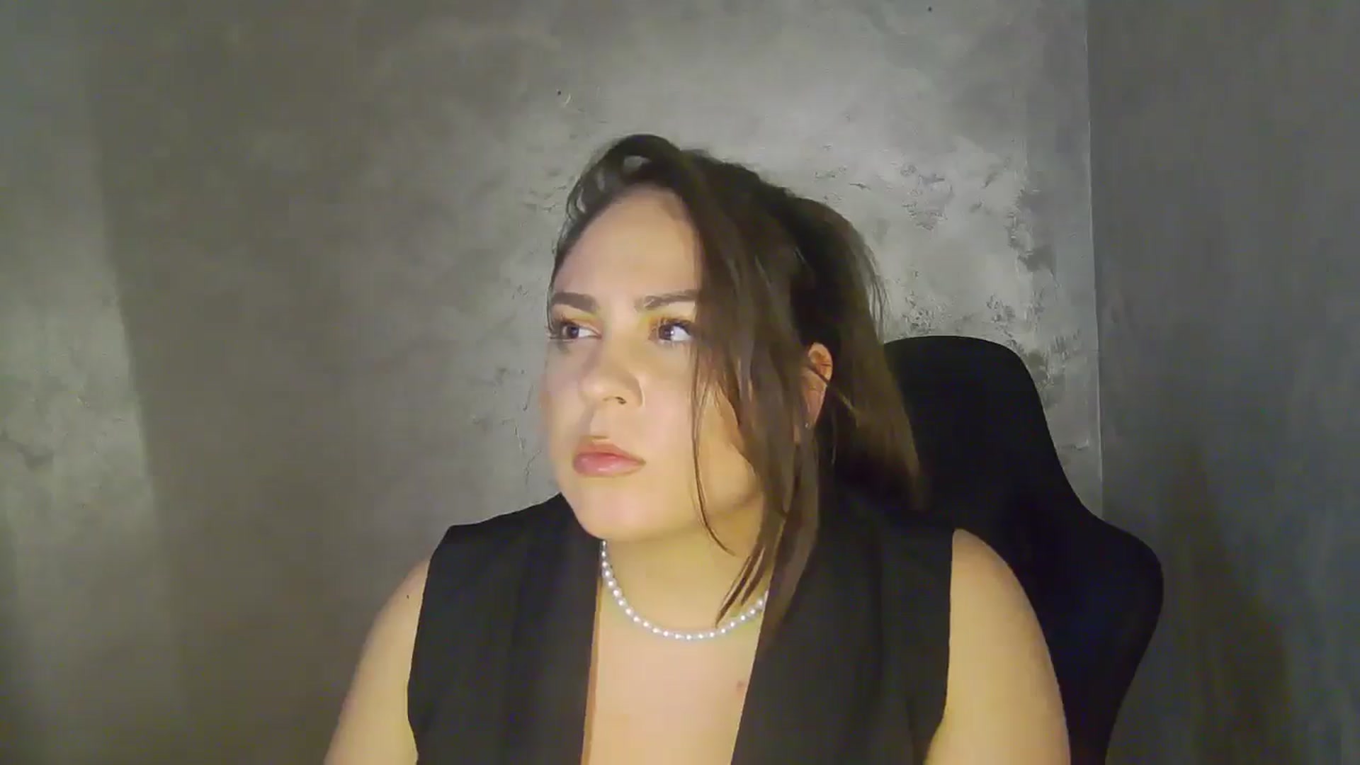 Gallery image thumbnail from NotVanilla's myfreecams stream on, 05/06/2026, 05:02 image 4 of 20