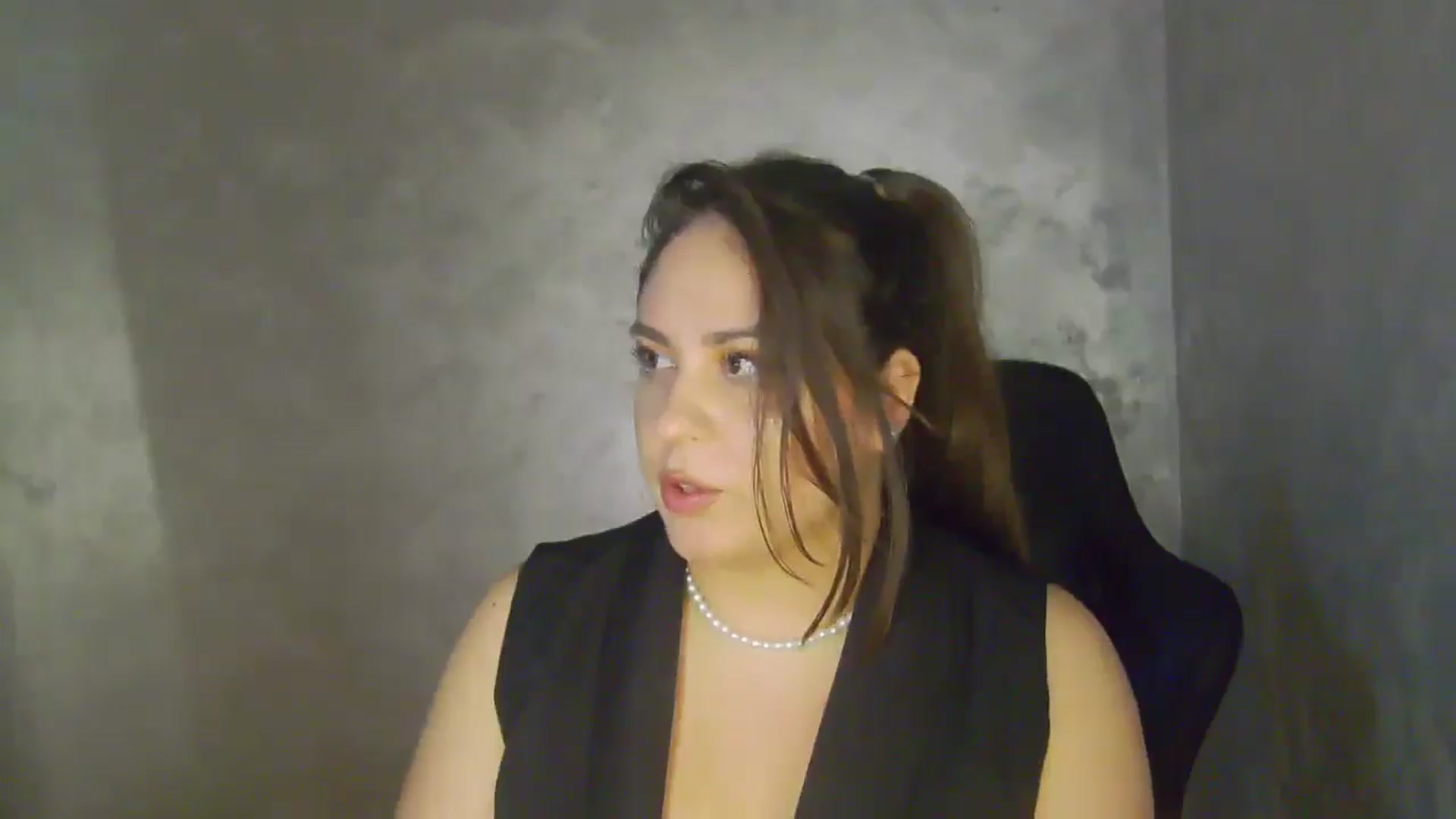 Gallery image thumbnail from NotVanilla's myfreecams stream on, 05/06/2026, 05:02 image 7 of 20