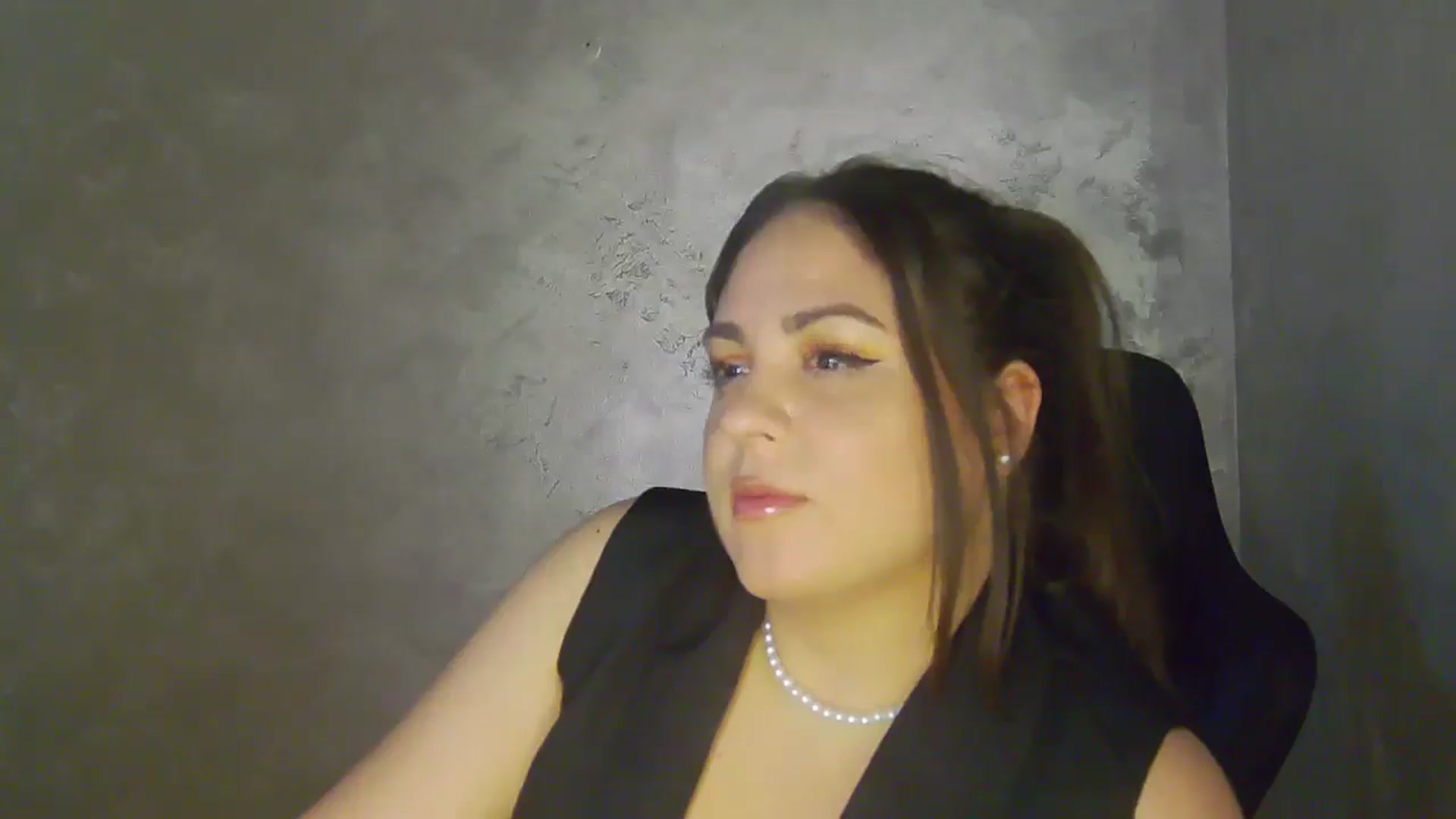 Gallery image thumbnail from NotVanilla's myfreecams stream on, 05/06/2026, 05:58 image 8 of 20