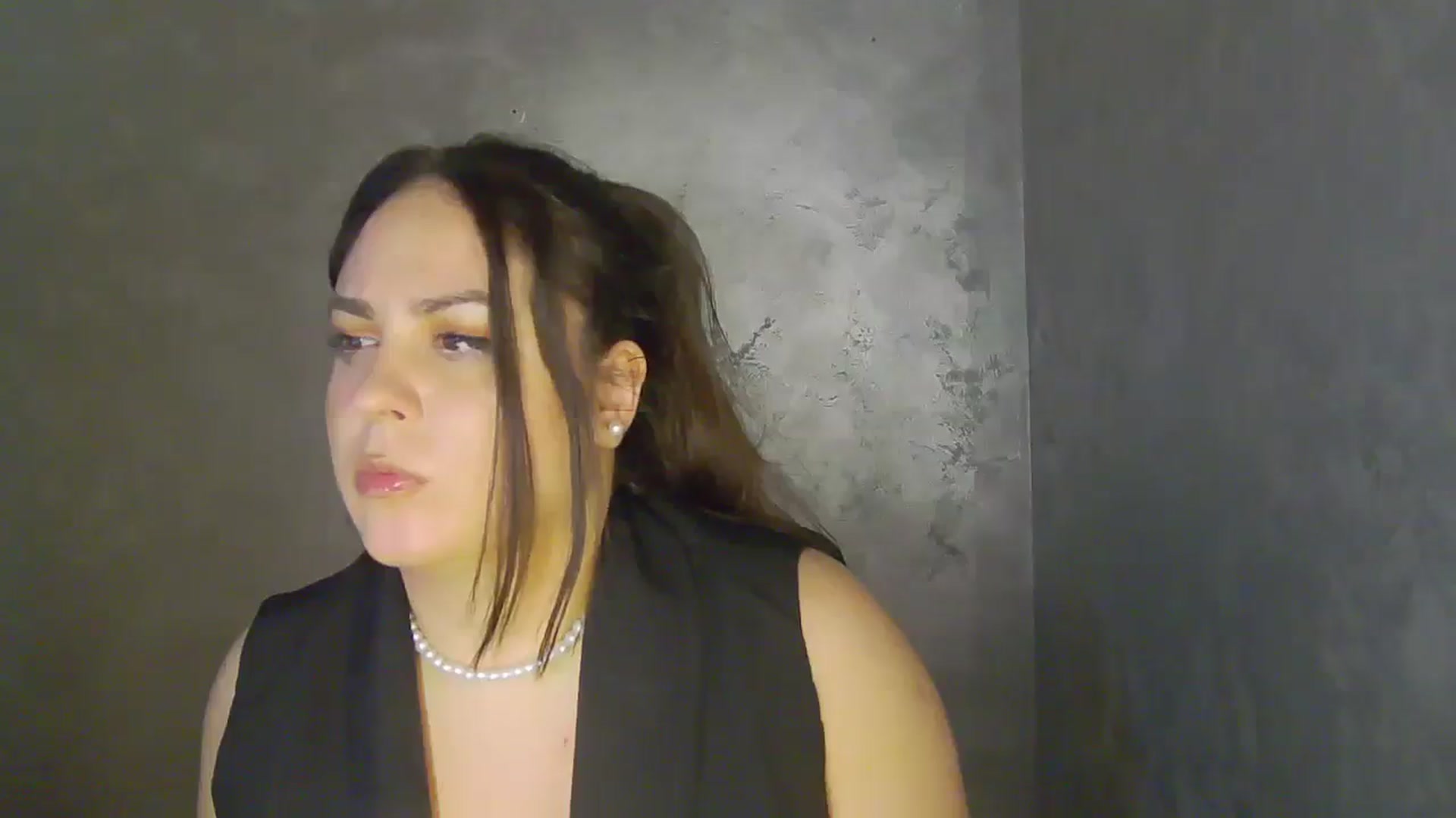 Gallery image thumbnail from NotVanilla's myfreecams stream on, 05/06/2026, 07:04 image 3 of 20