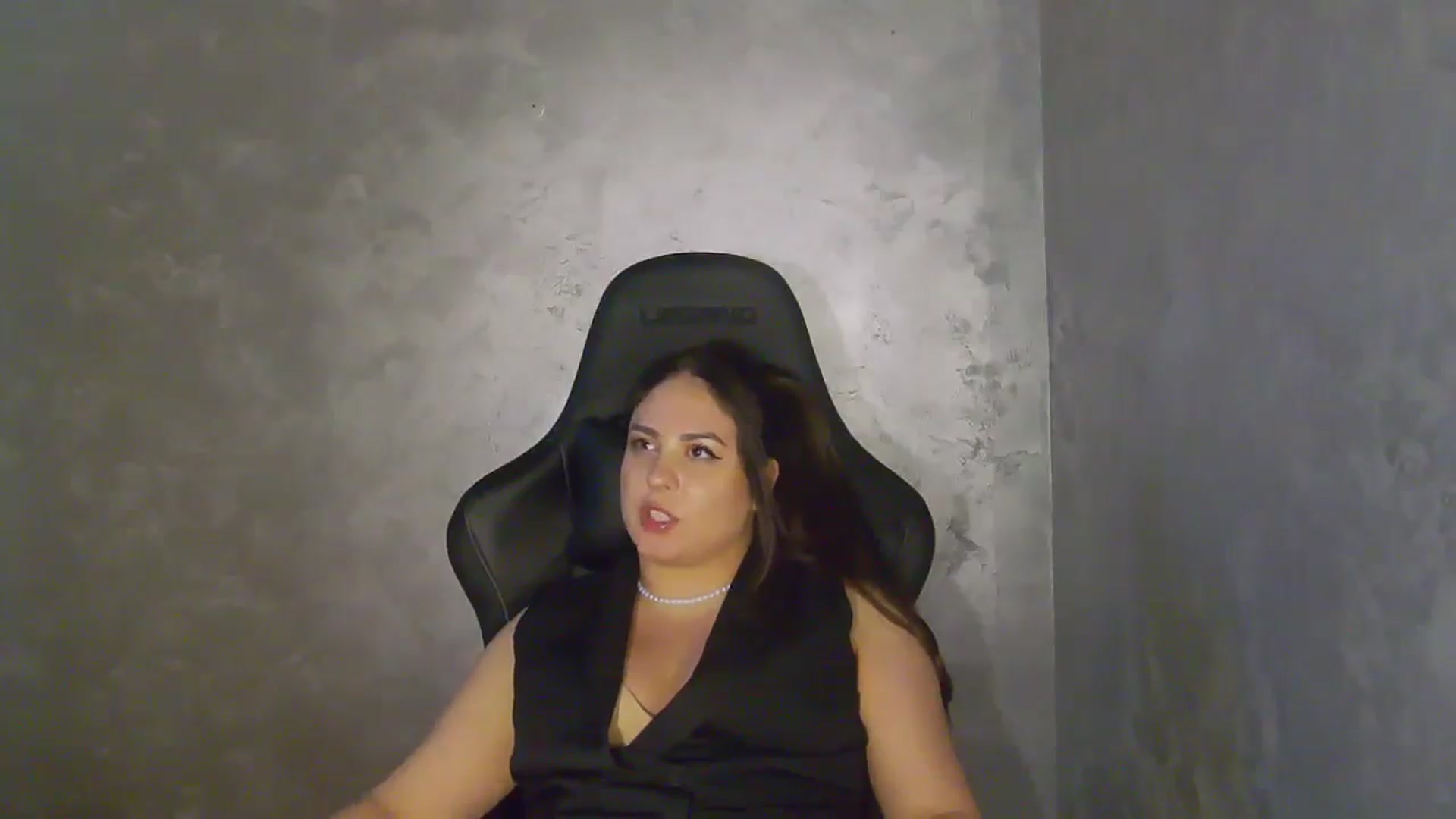Gallery image thumbnail from NotVanilla's myfreecams stream on, 05/06/2026, 07:04 image 10 of 20