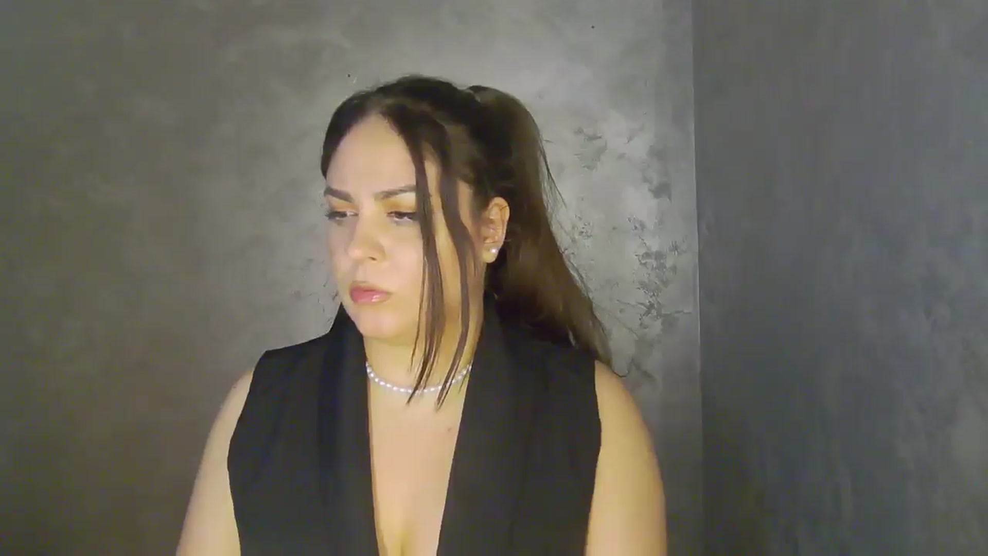 Gallery image thumbnail from NotVanilla's myfreecams stream on, 05/06/2026, 07:04 image 5 of 20