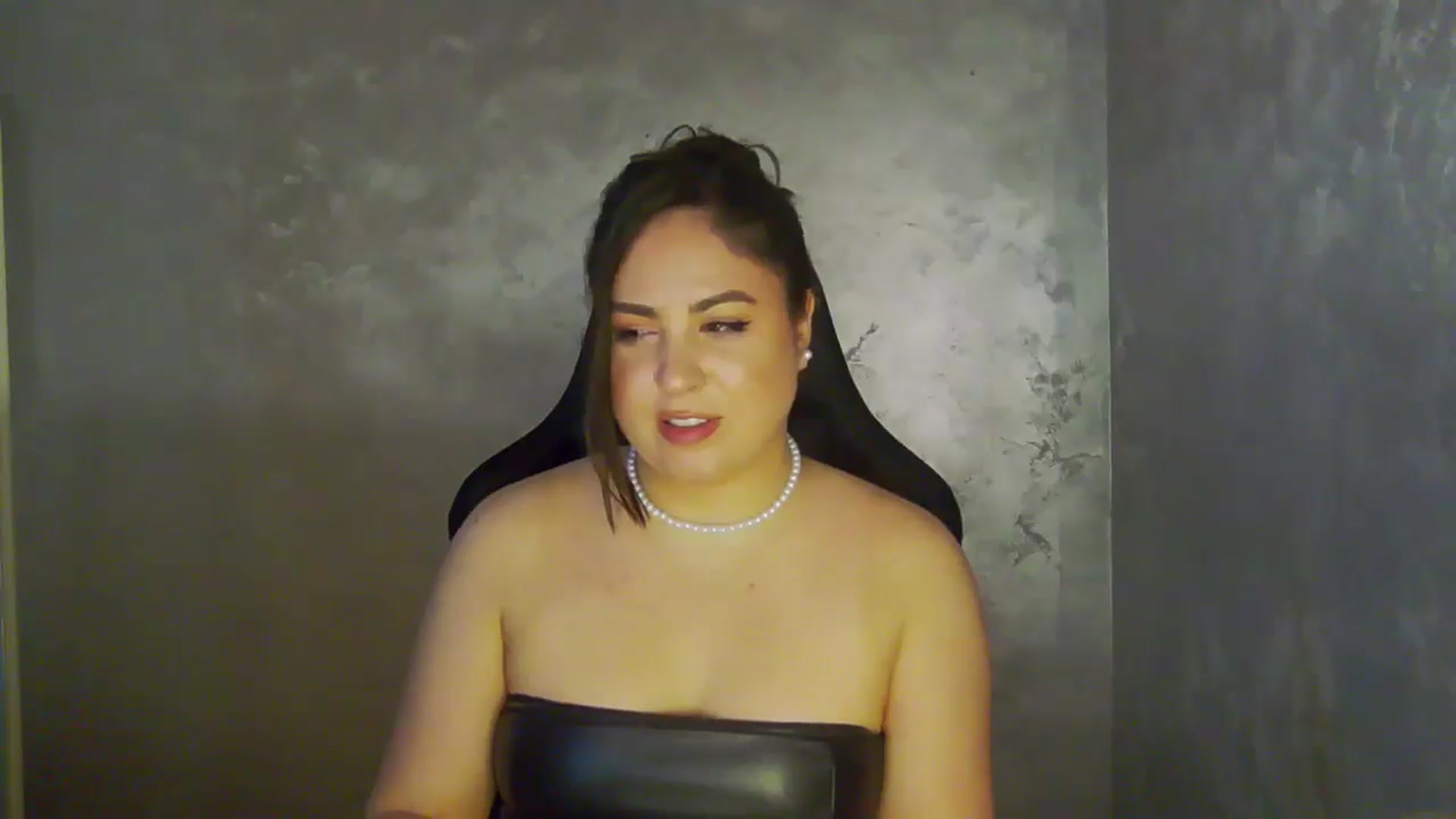 Gallery image thumbnail from NotVanilla's myfreecams stream on, 05/07/2026, 23:35 image 8 of 20