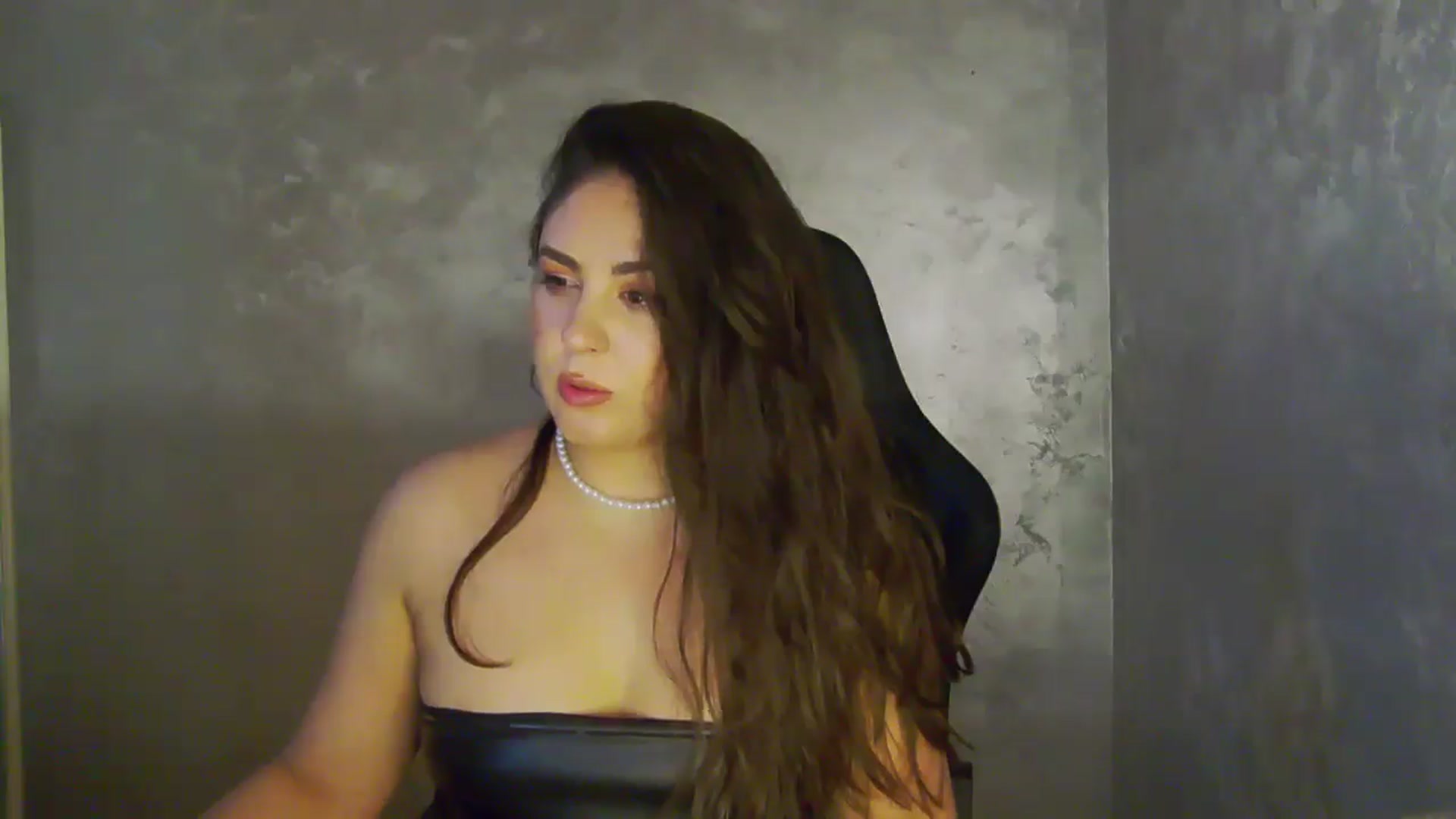 Gallery image thumbnail from NotVanilla's myfreecams stream on, 05/08/2026, 24:16 image 11 of 20
