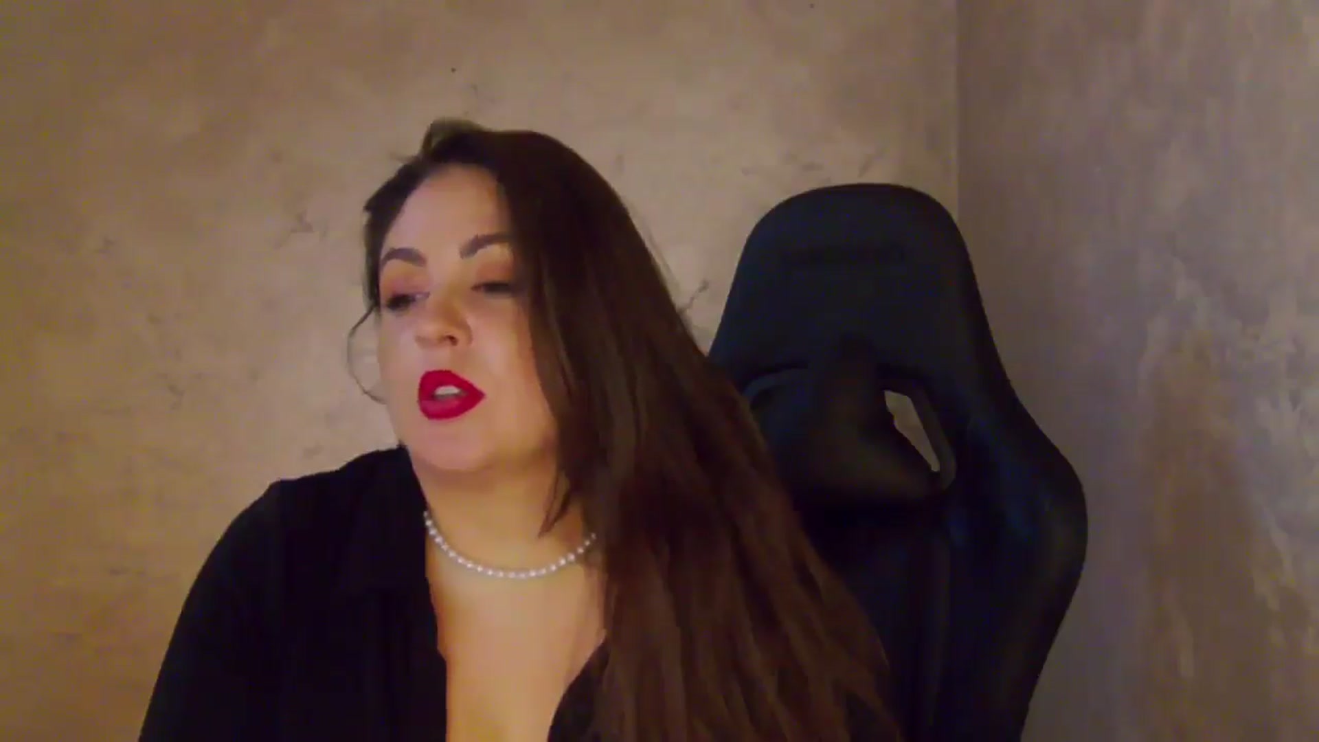 Gallery image thumbnail from NotVanilla's myfreecams stream on, 05/09/2026, 05:18 image 9 of 20