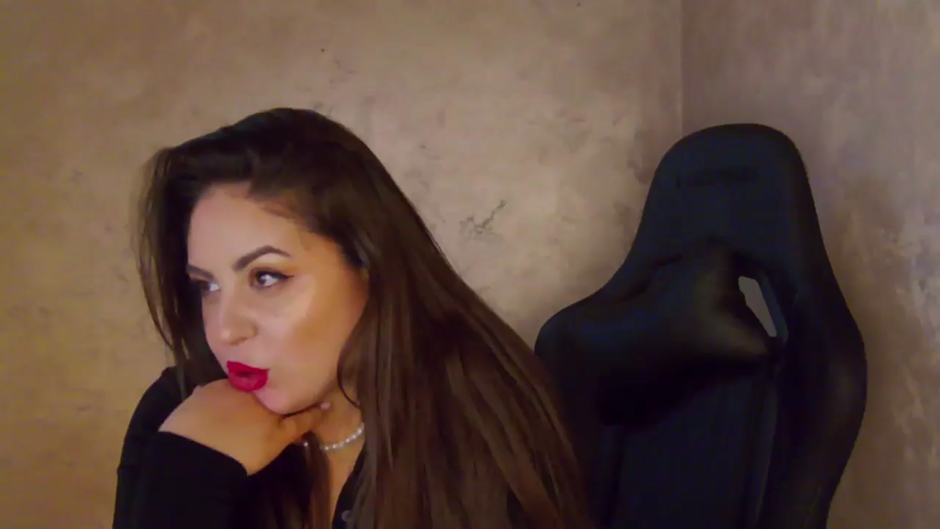 Gallery image thumbnail from NotVanilla's myfreecams stream on, 05/09/2026, 05:18 image 6 of 20