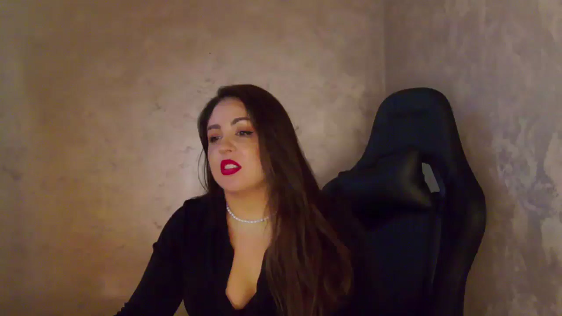 Gallery image thumbnail from NotVanilla's myfreecams stream on, 05/09/2026, 05:18 image 17 of 20