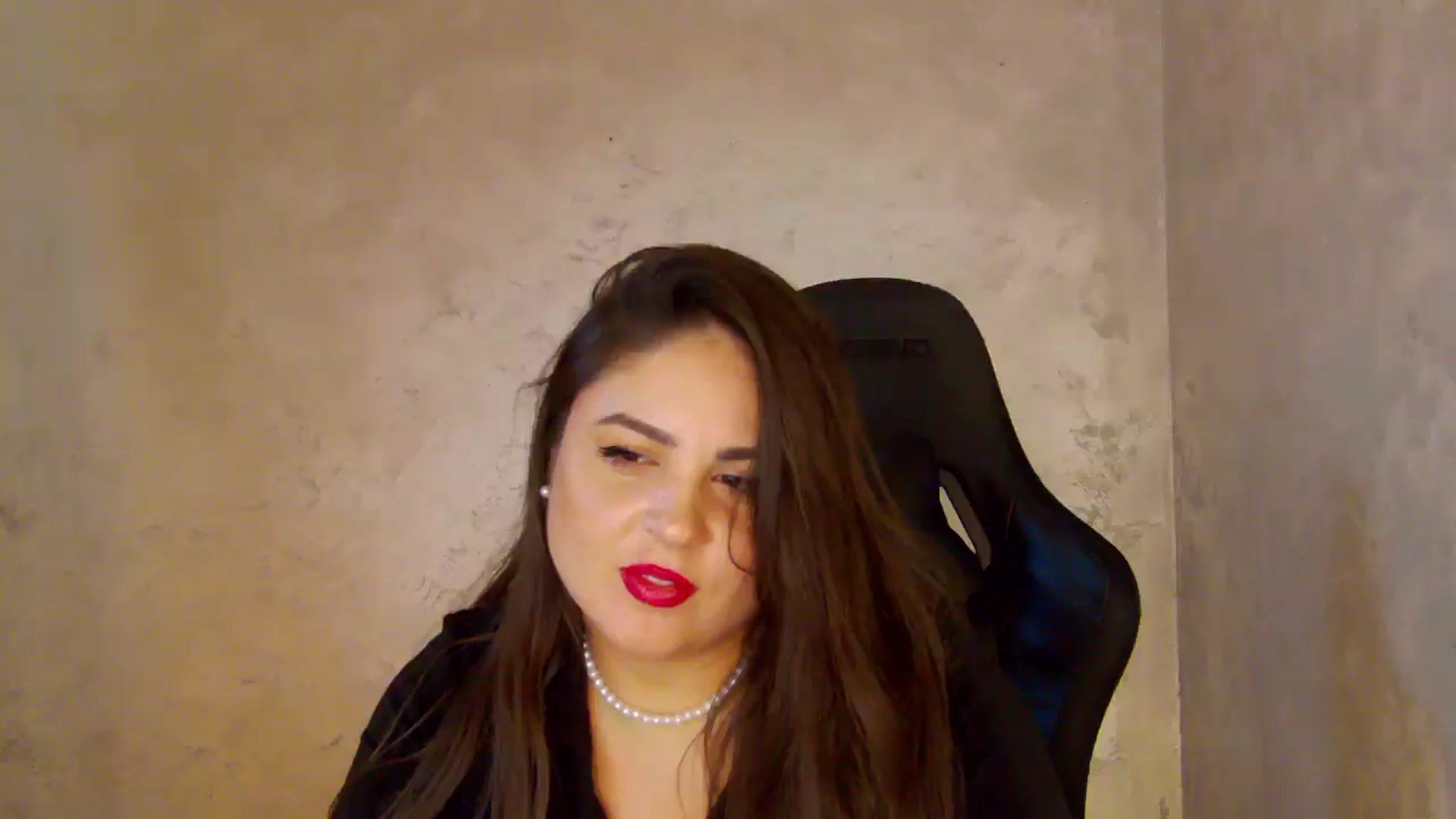 Gallery image thumbnail from NotVanilla's myfreecams stream on, 05/09/2026, 07:00 image 11 of 20