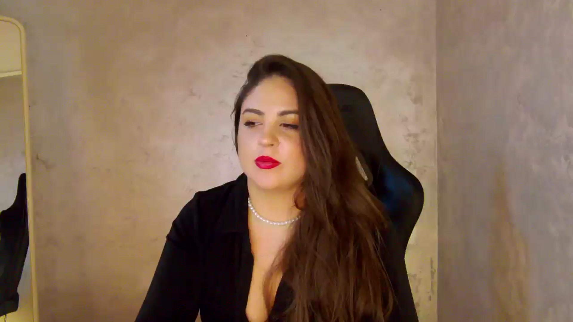 Gallery image thumbnail from NotVanilla's myfreecams stream on, 05/09/2026, 07:00 image 20 of 20