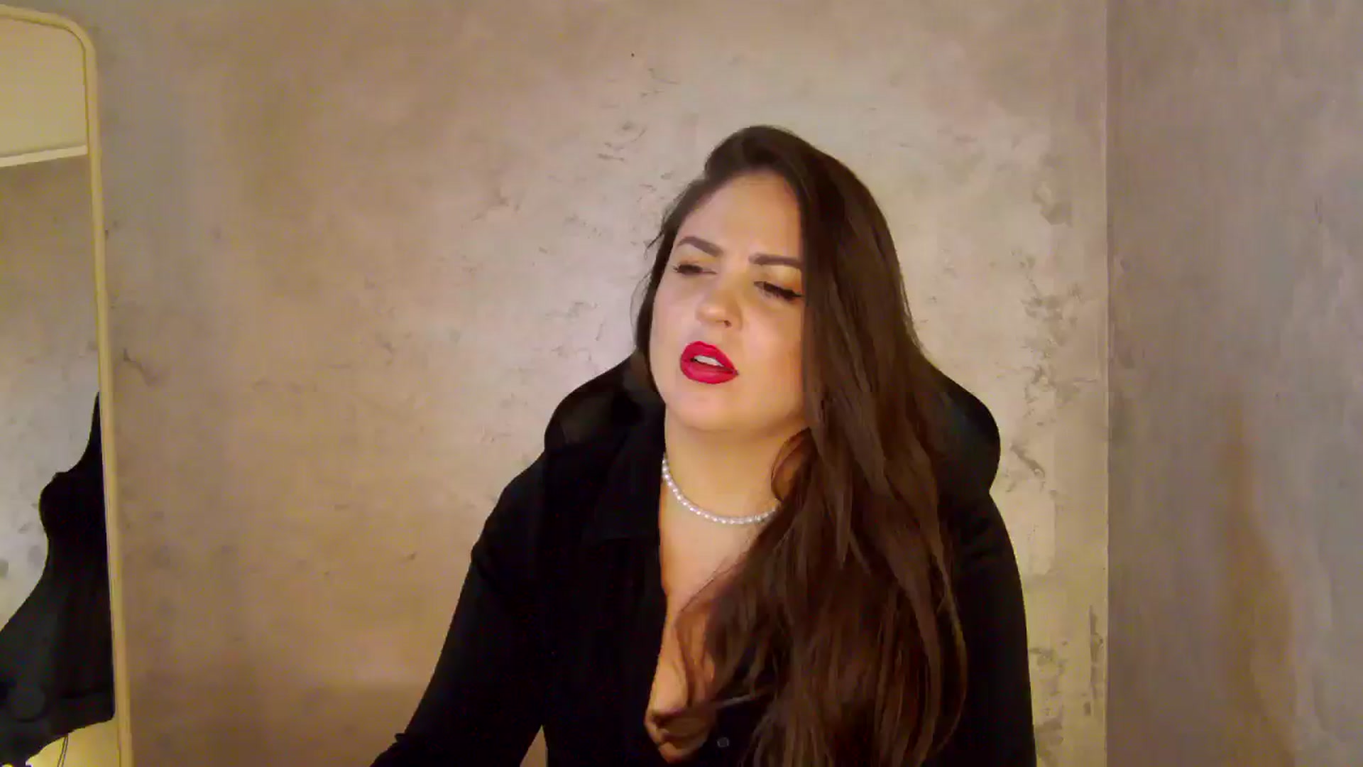 Gallery image thumbnail from NotVanilla's myfreecams stream on, 05/09/2026, 07:23 image 12 of 20