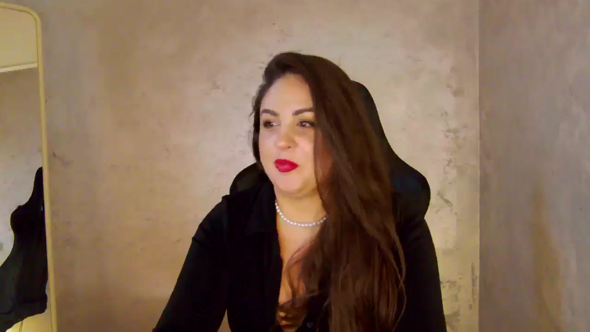 Gallery image thumbnail from NotVanilla's myfreecams stream on, 05/09/2026, 07:23 image 5 of 20